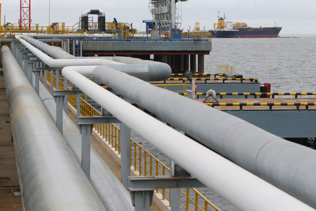 Transneft dispatches billionth ton of oil for export at Primorsk port