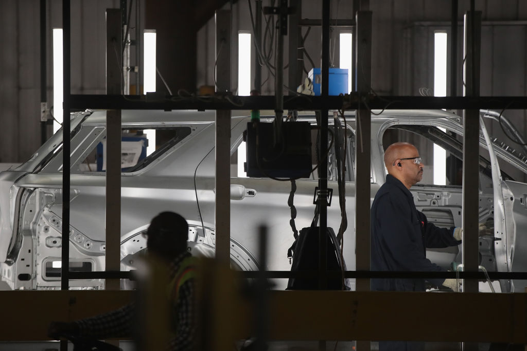 Hiring rebounded in June, exceeding economists expectaitions