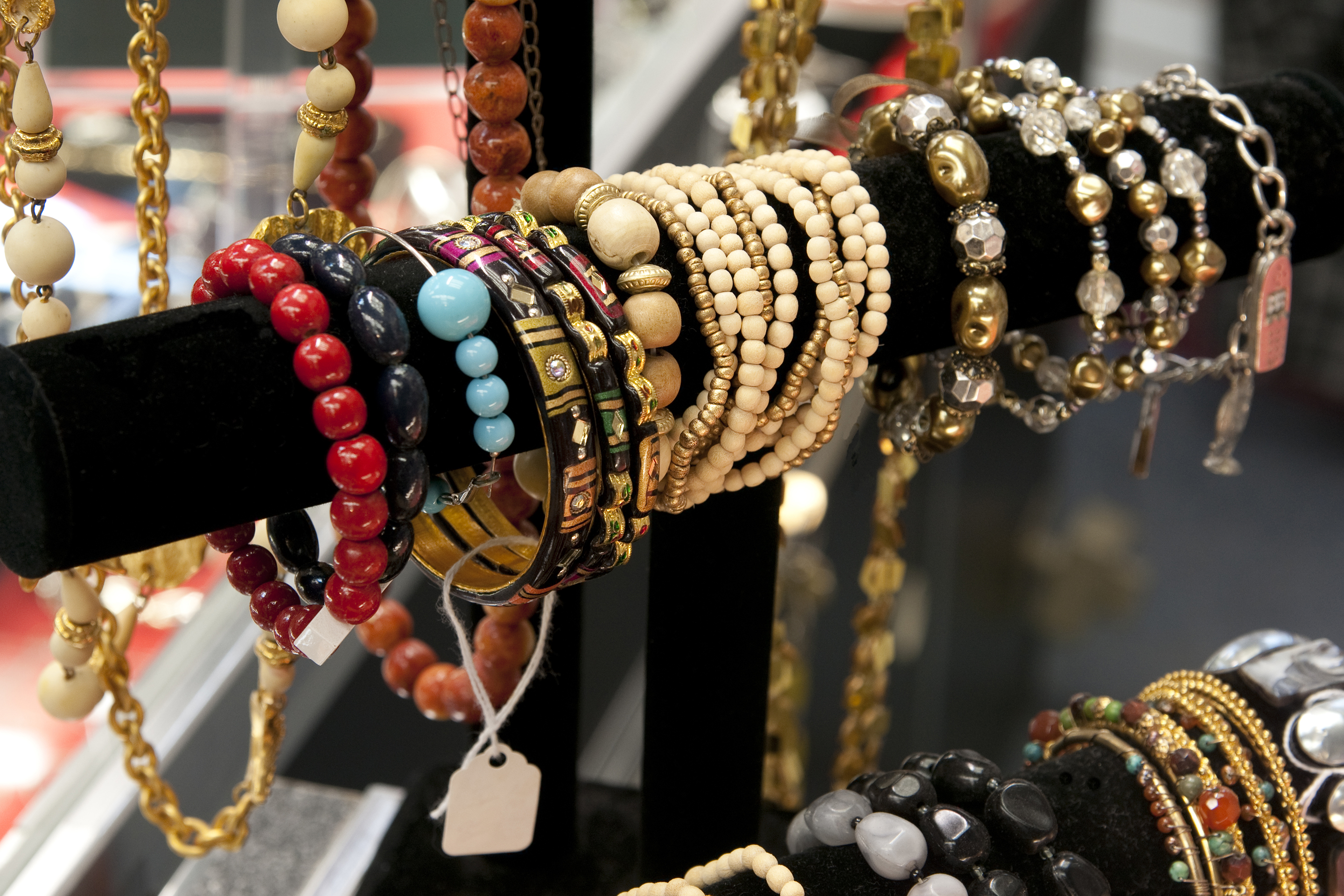 charming charlie bankrupt closing-costume jewelry