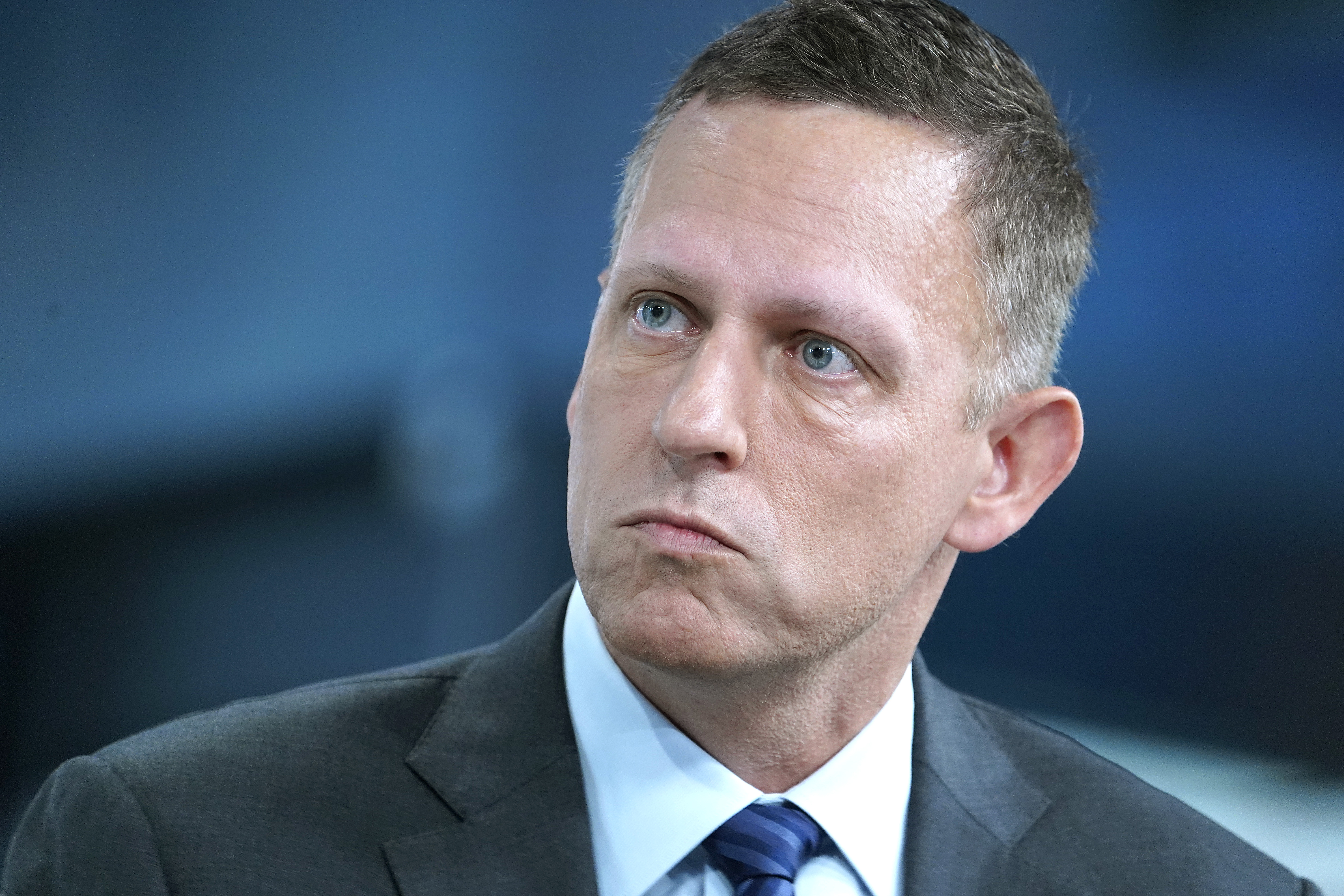 peter-thiel-facebook-shares
