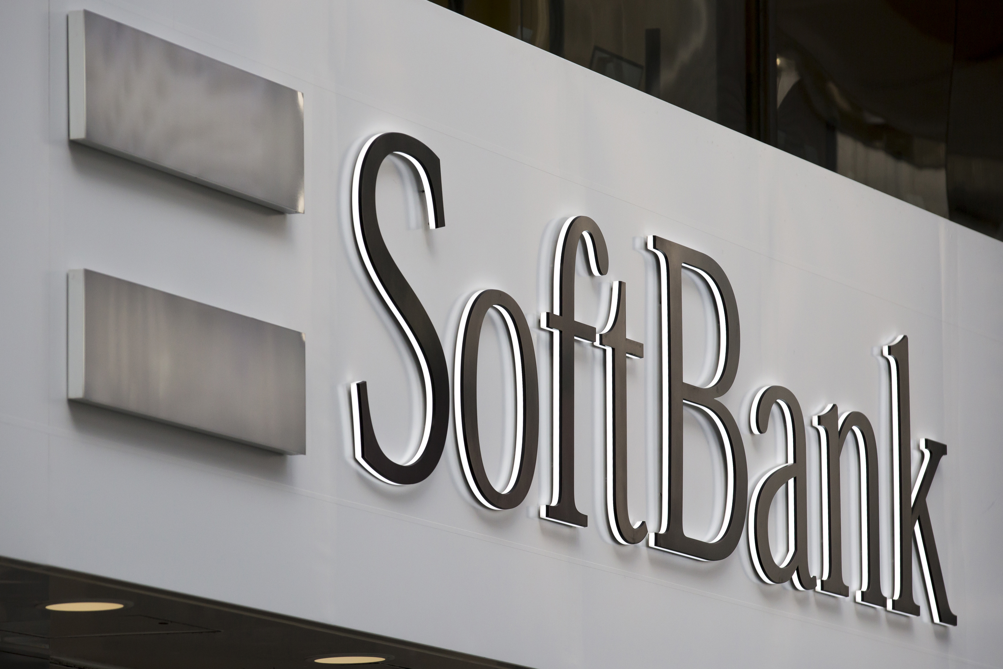 SoftBank Corp. Begins Trading In Japan