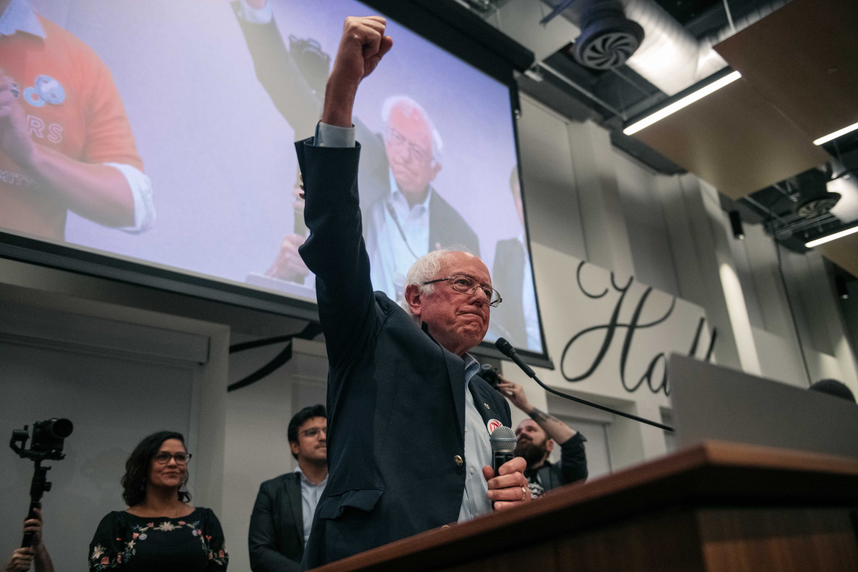 Sen. Bernie Sanders Joins Chicago Teachers Union Rally