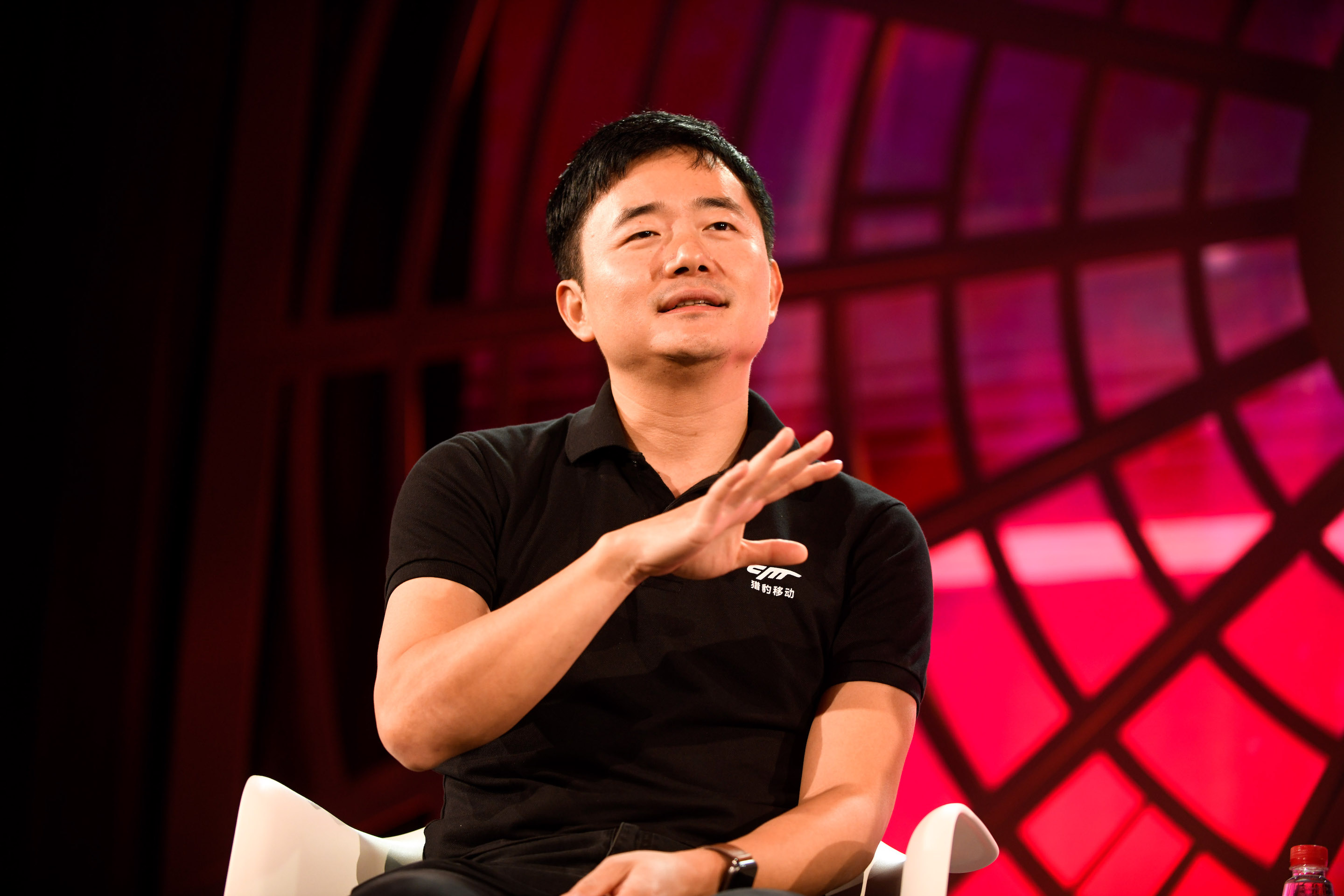 Cheetah wasn’t the first Chinese company to be interested in selling to overseas markets. But it was perhaps the first to focus on an outward-looking strategy from the outset. CEO Fu Sheng shares his business philosophy and strategy. Photographed by Shawn Koh/Fortune
