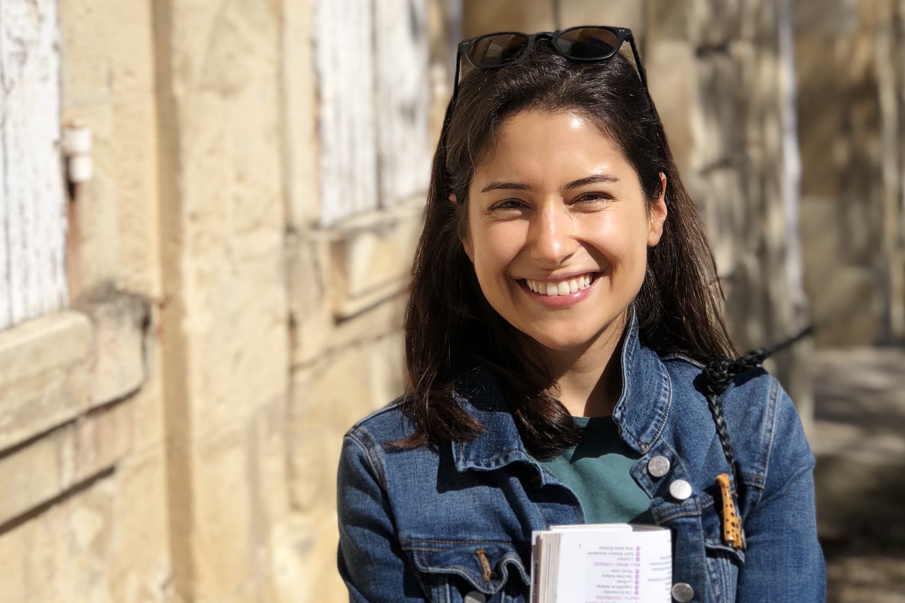Azerbaijani journalist Arzu Geybulla has been targeted in an online harassment campaign following the publication of an opinion piece accusing her of disrespecting victims/martyrs of the Azerbaijan-Armenia conflict.