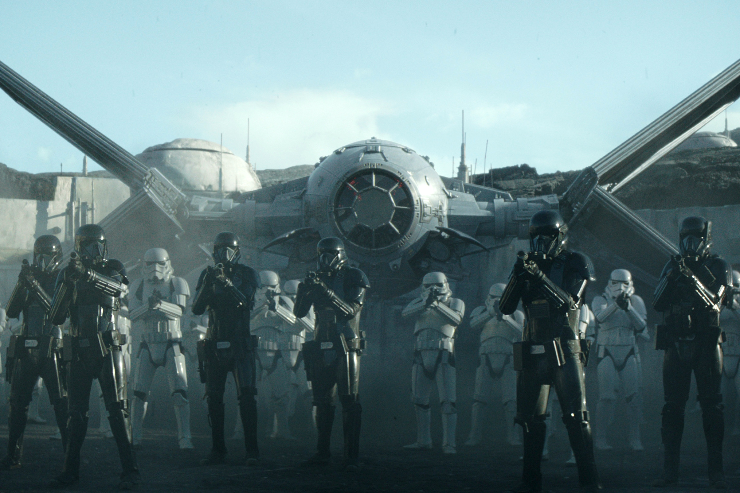 Disney Plus-Netflix-Mandalorian Battle