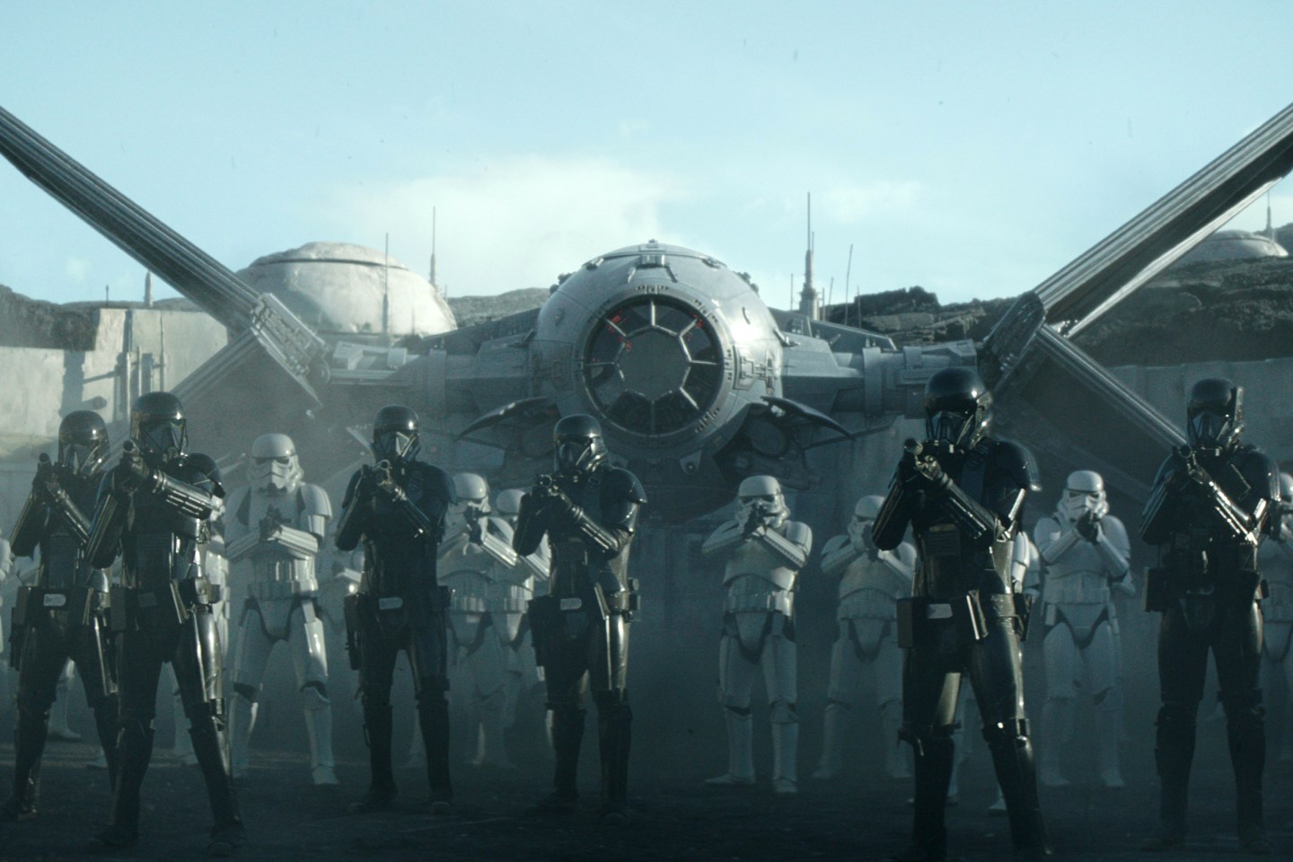 Disney Plus-Netflix-Mandalorian Battle