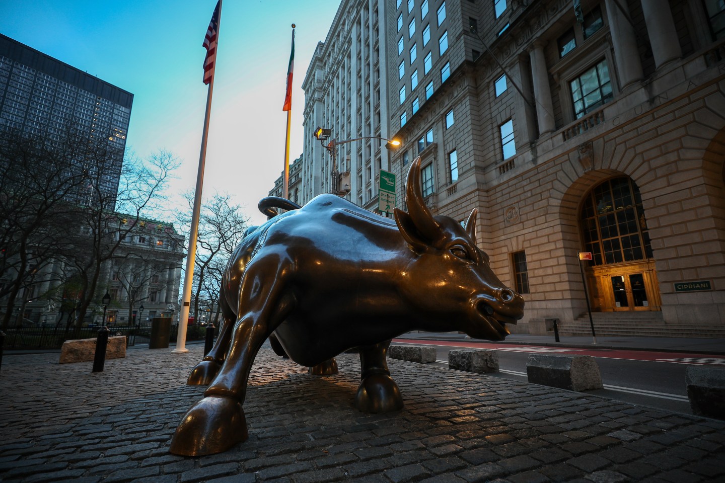 Global markets sink as U.S. Senate fails to deliver coronavirus rescue package