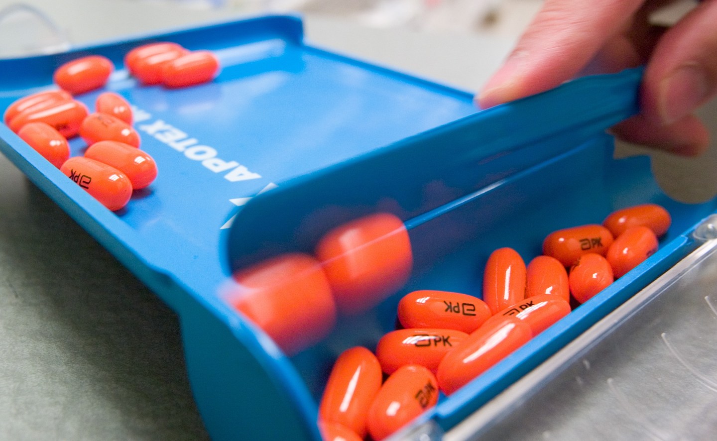 Israel last month invoked an emergency patent-suspension clause in its 1967 code for the first time, allowing it to import a generic version of AbbVie Inc.’s Kaletra, which has shown signs of combating coronavirus.