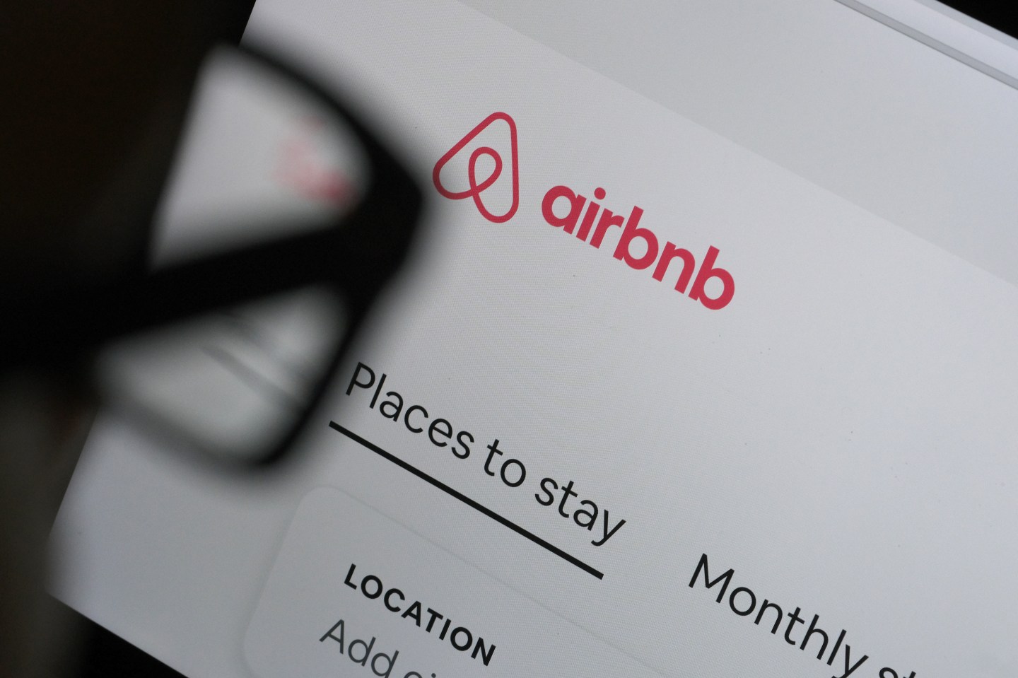 Airbnb to cut nearly 2,000 employees due to the coronavirus pandemic