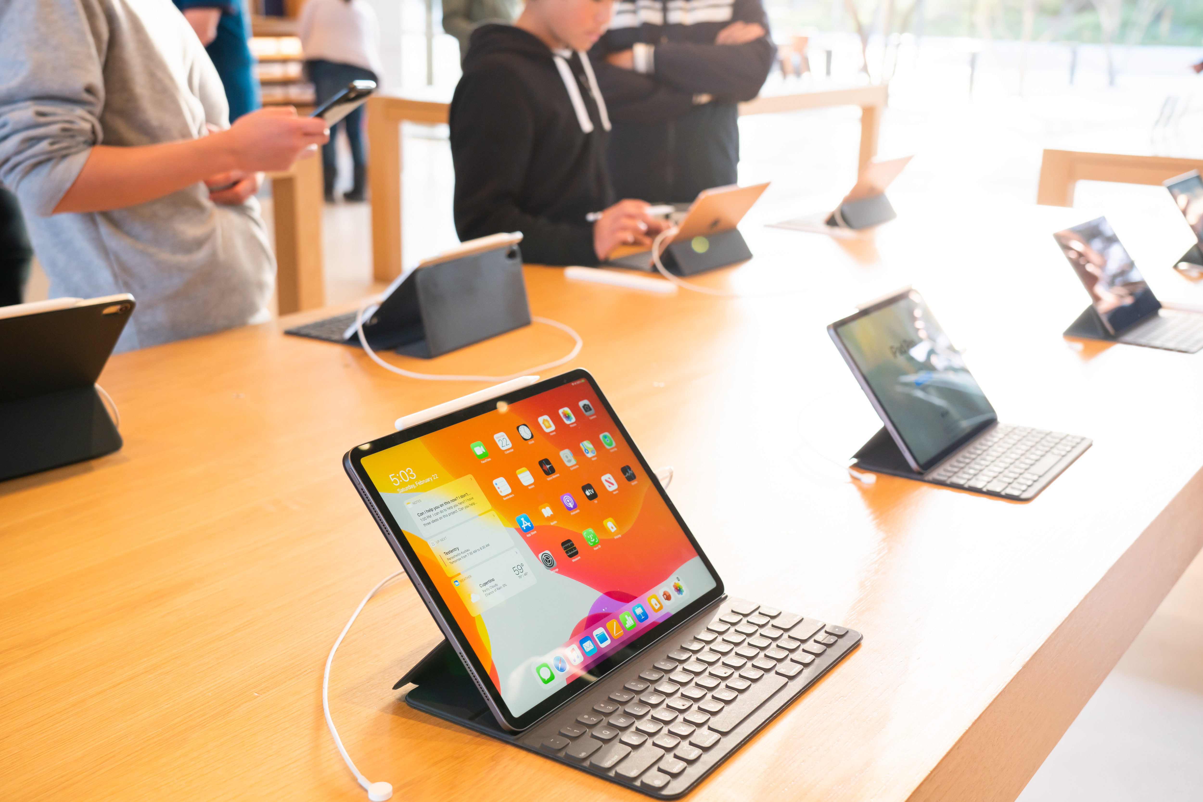 CUPERTINO, UNITED STATES - 2020/02/23: iPad Pro products displayed at the Apple Park Visitor Center in Cupertino. (Photo by Alex Tai/SOPA Images/LightRocket via Getty Images)