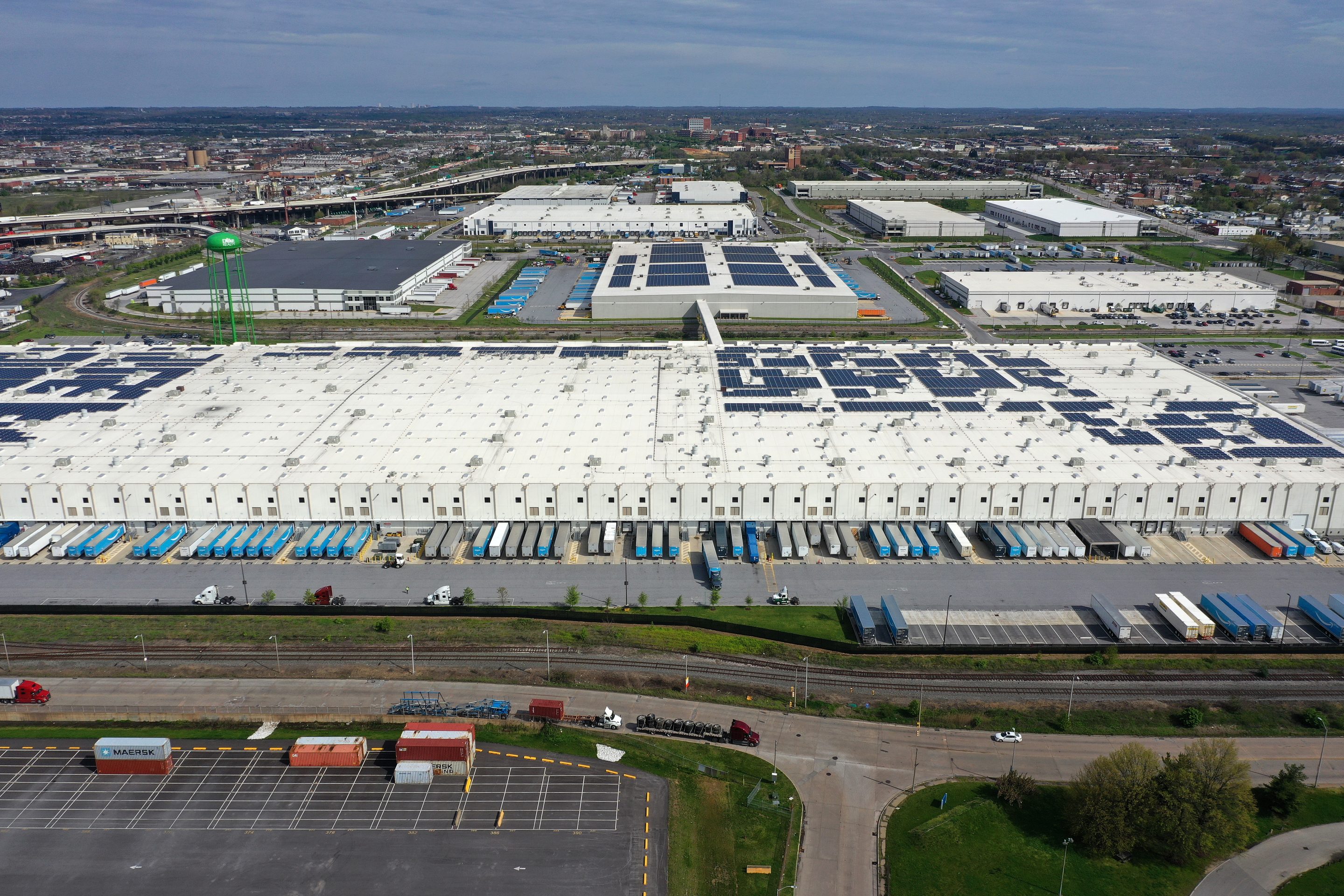 Amazon Fulfillment Center-REITs
