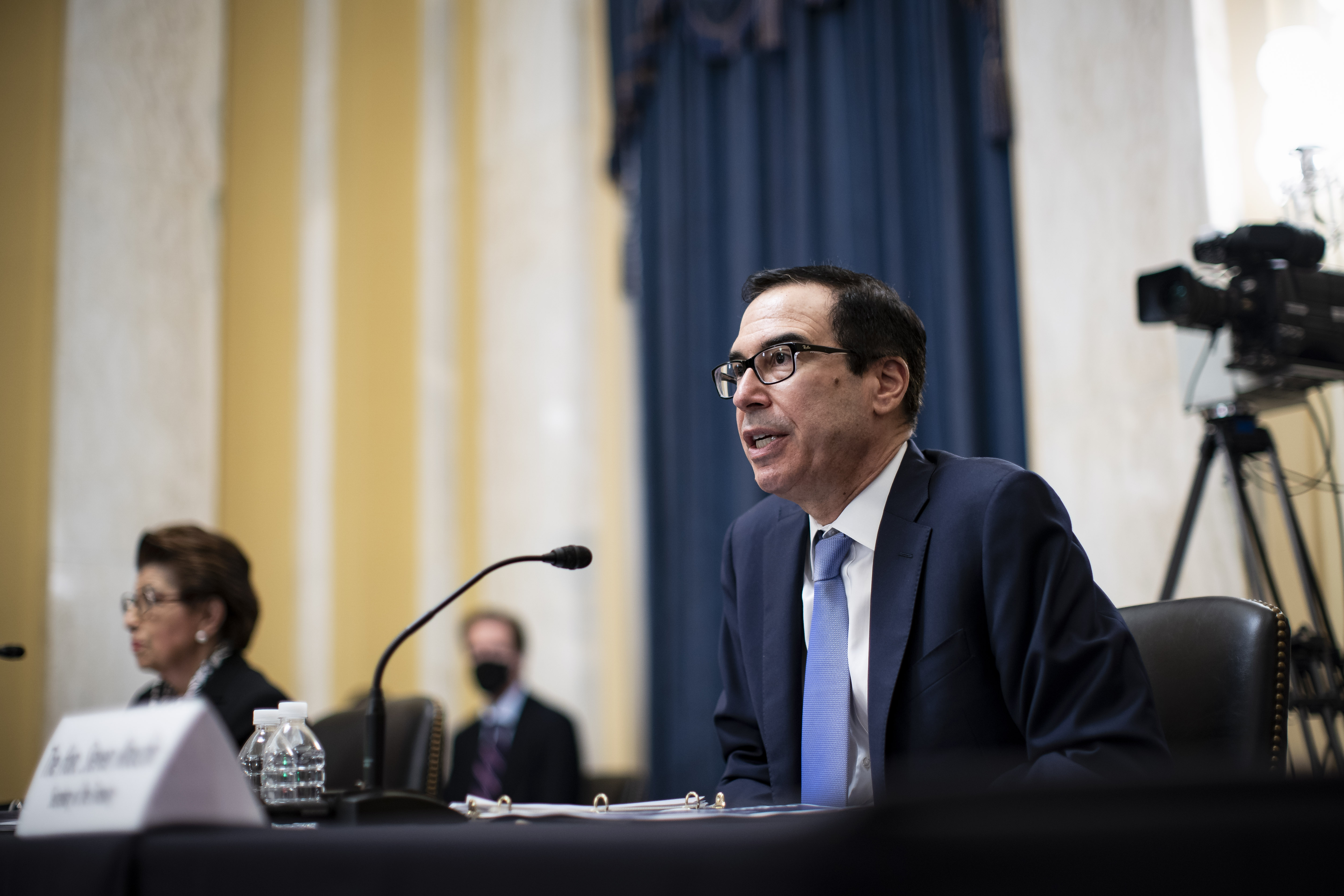 The Small Business Administration and Treasury announced Friday they would release the names of some borrowers of the $660 billion Paycheck Protection Program, but only for those who took loans over $150,000. Wire photo: Al-Drago-Pool—Getty Images