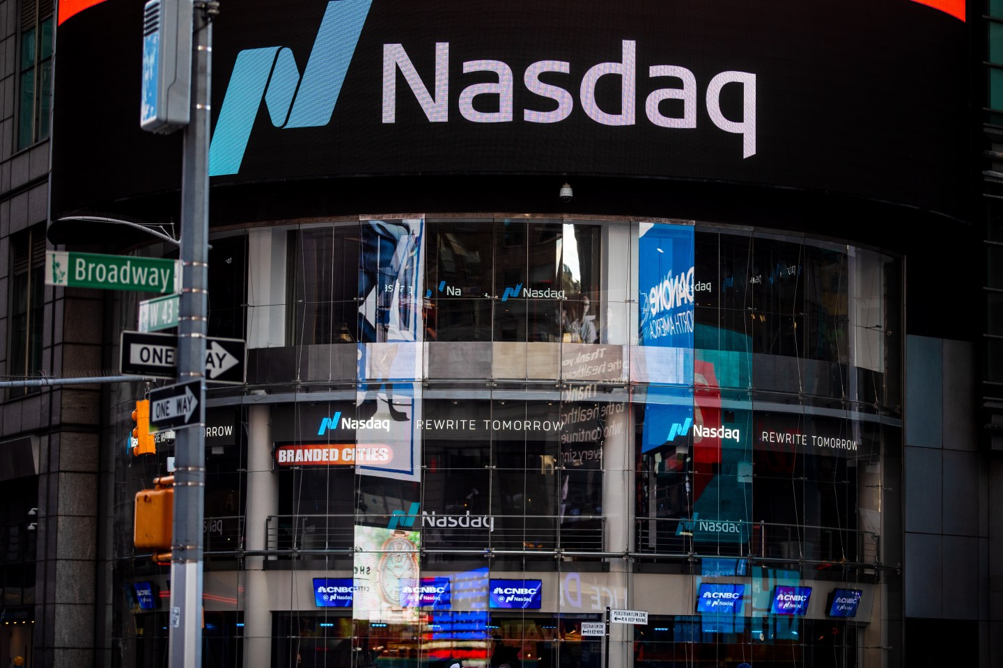 Stocks just notched a quarter for the record books. Here’s why the rest of the year is so uncertain