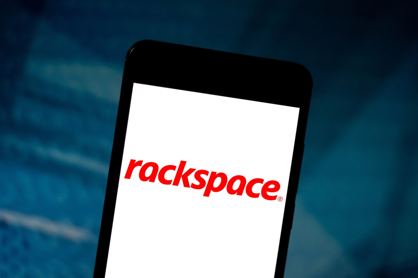 Rackspace shares tumble 20% on first day of trading after IPO