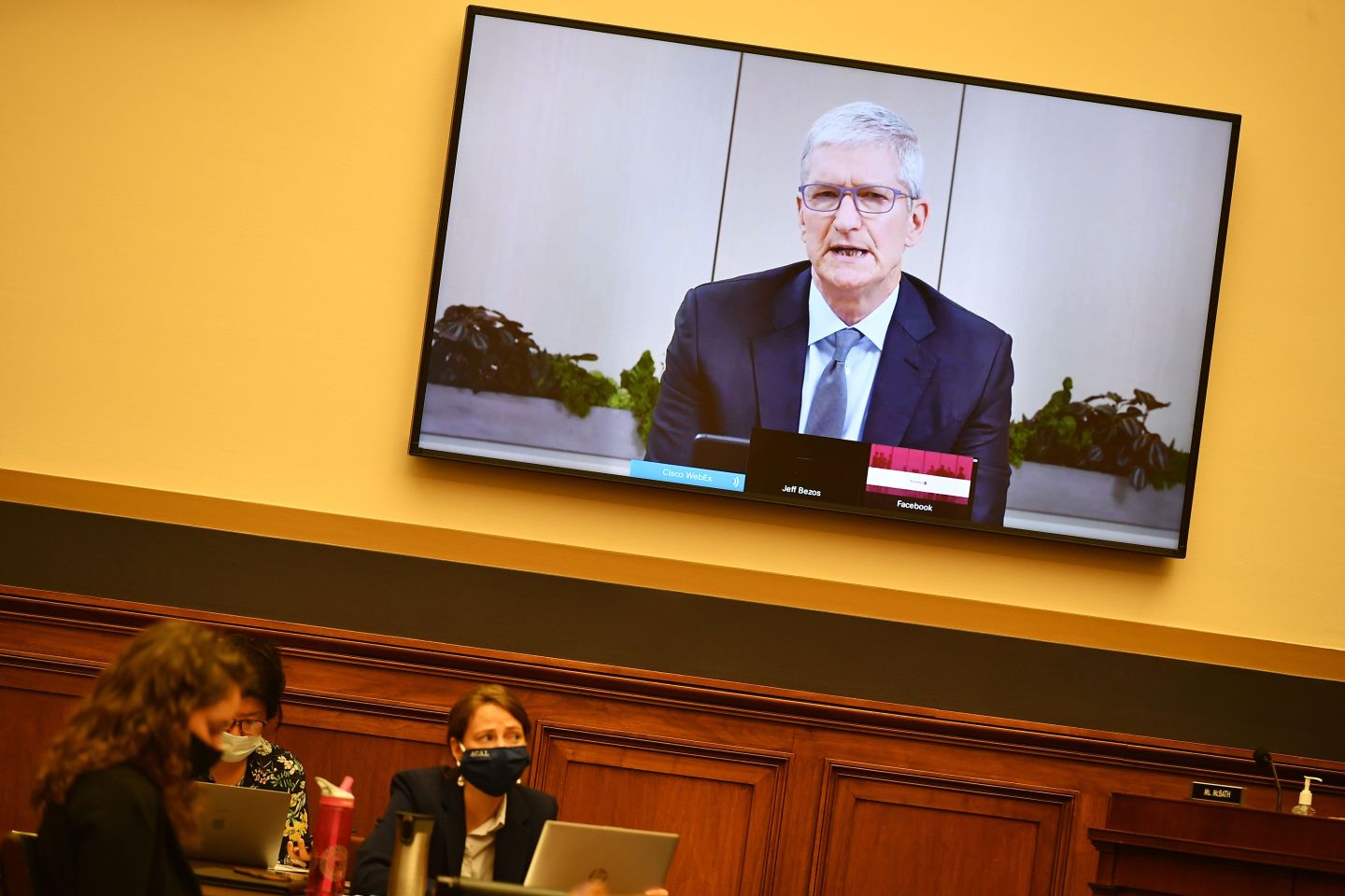 Apple CEO Tim Cook is now a billionaire