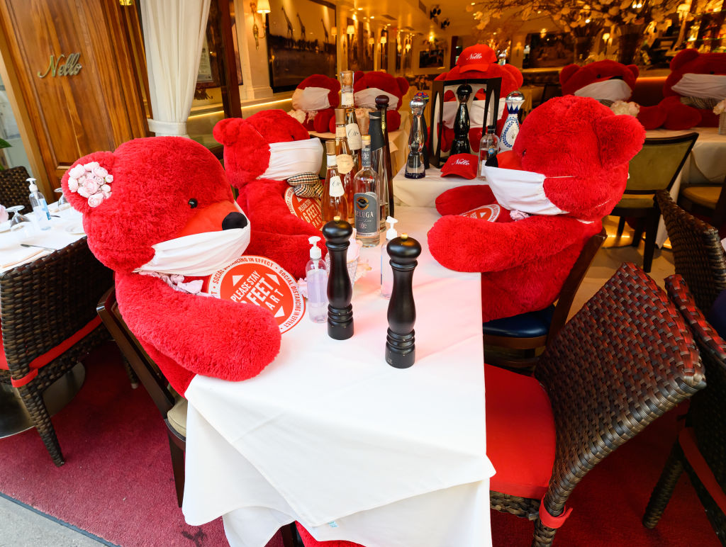 Here’s how indoor dining will reopen in New York City