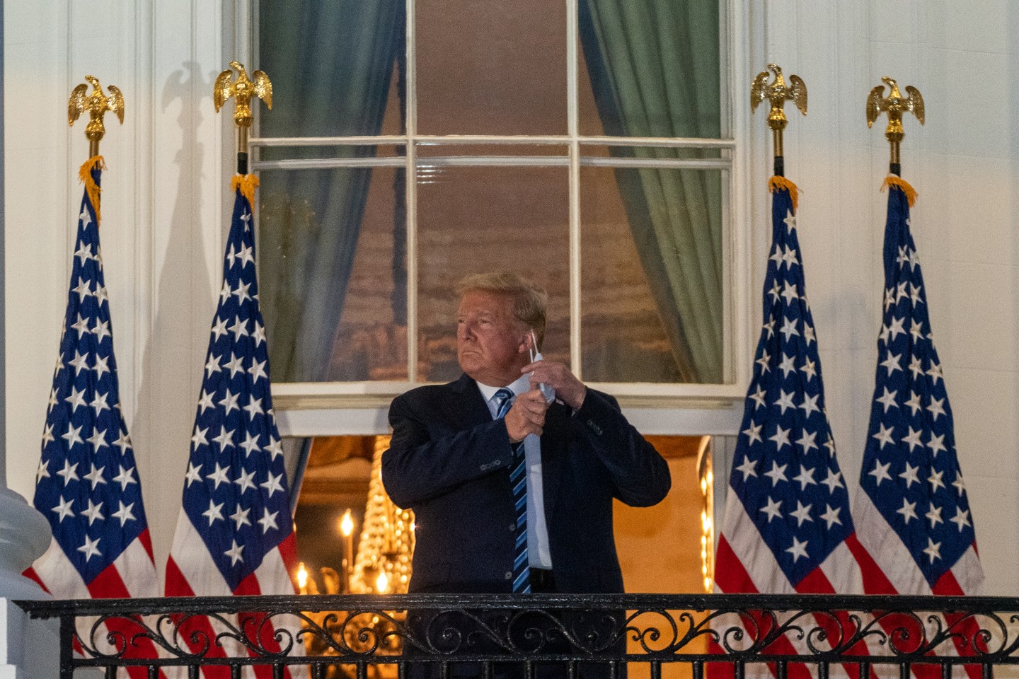 Trump kills hope of more stimulus checks as approval rating on the economy falls