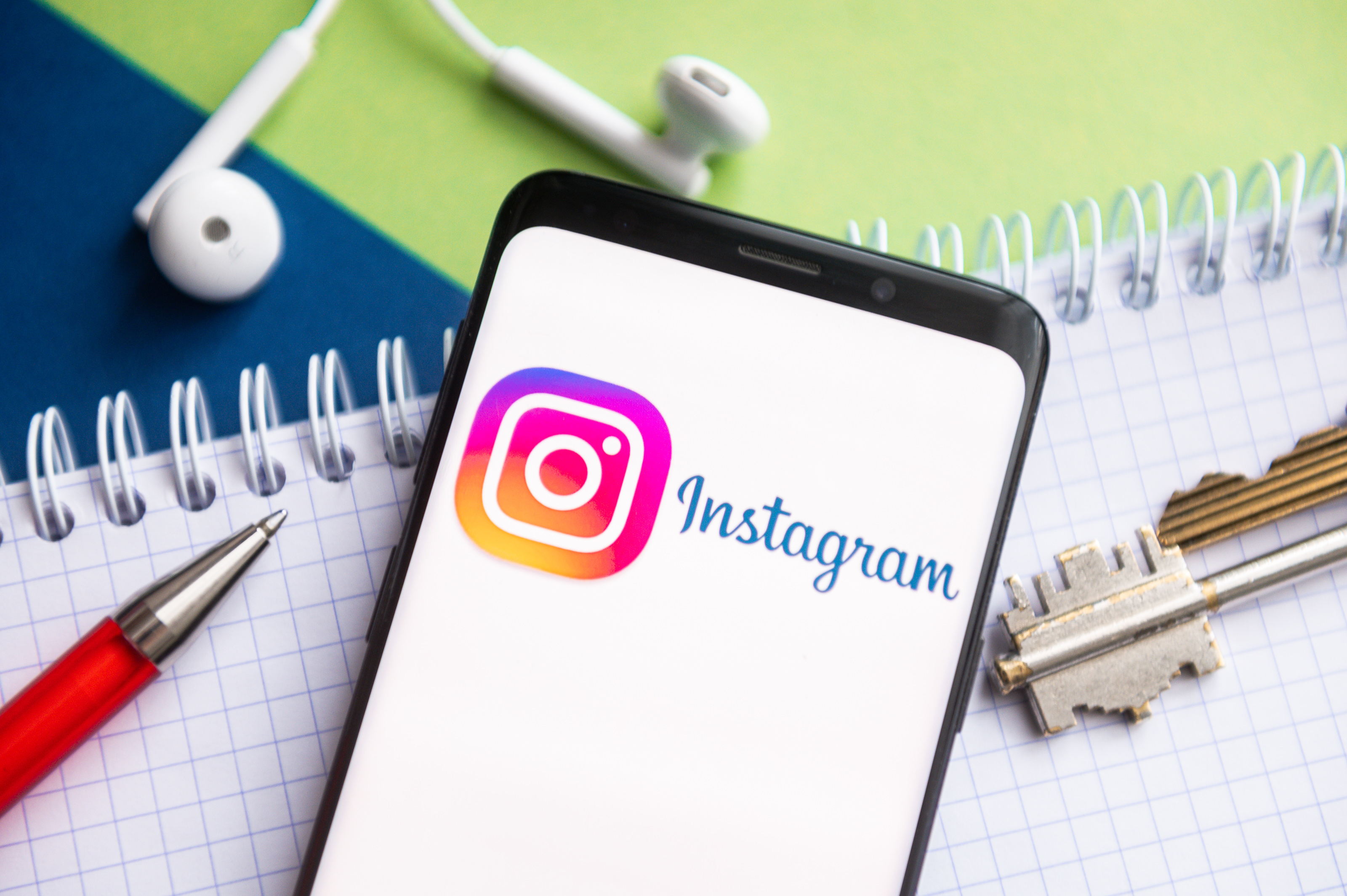 Instagram has expanded Live.