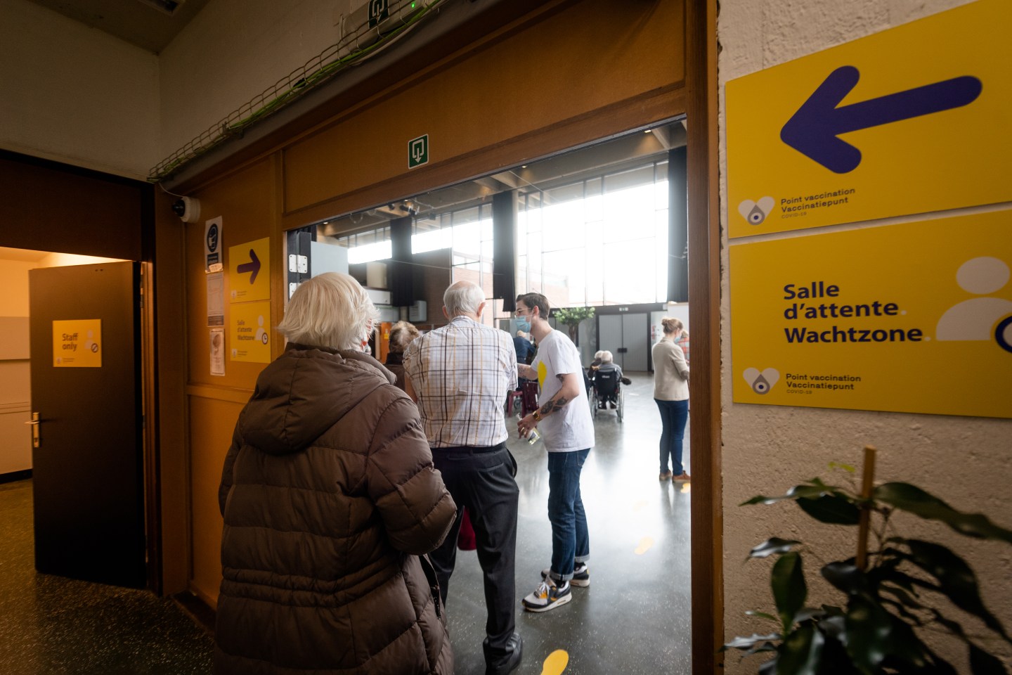 AstraZeneca’s COVID vaccine gets all-clear from EU health agency following blood clot uproar