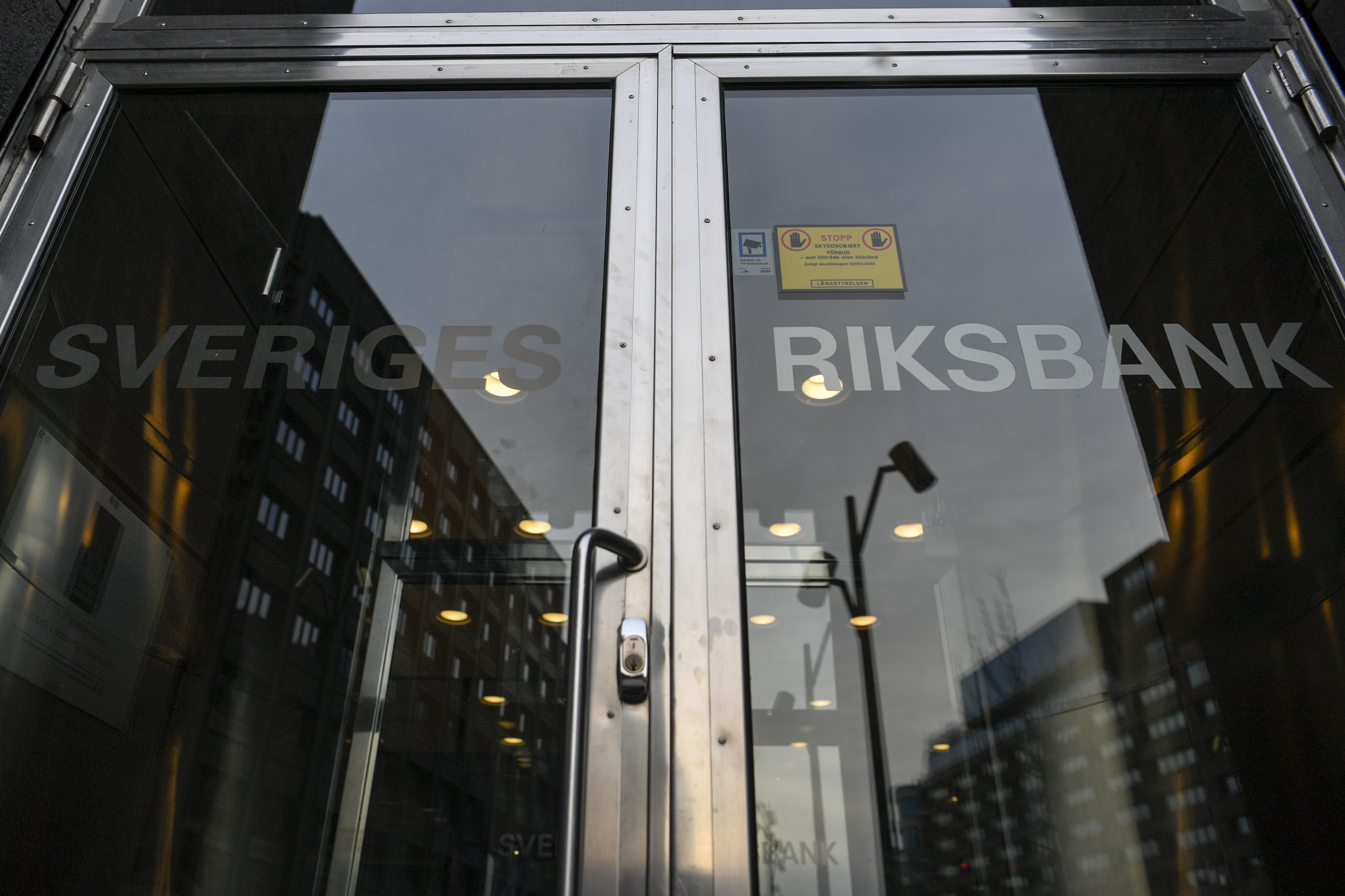 Sweden’s Riksbank, the world’s oldest central bank, is considering the launch of its own digital currency, the e-krona.