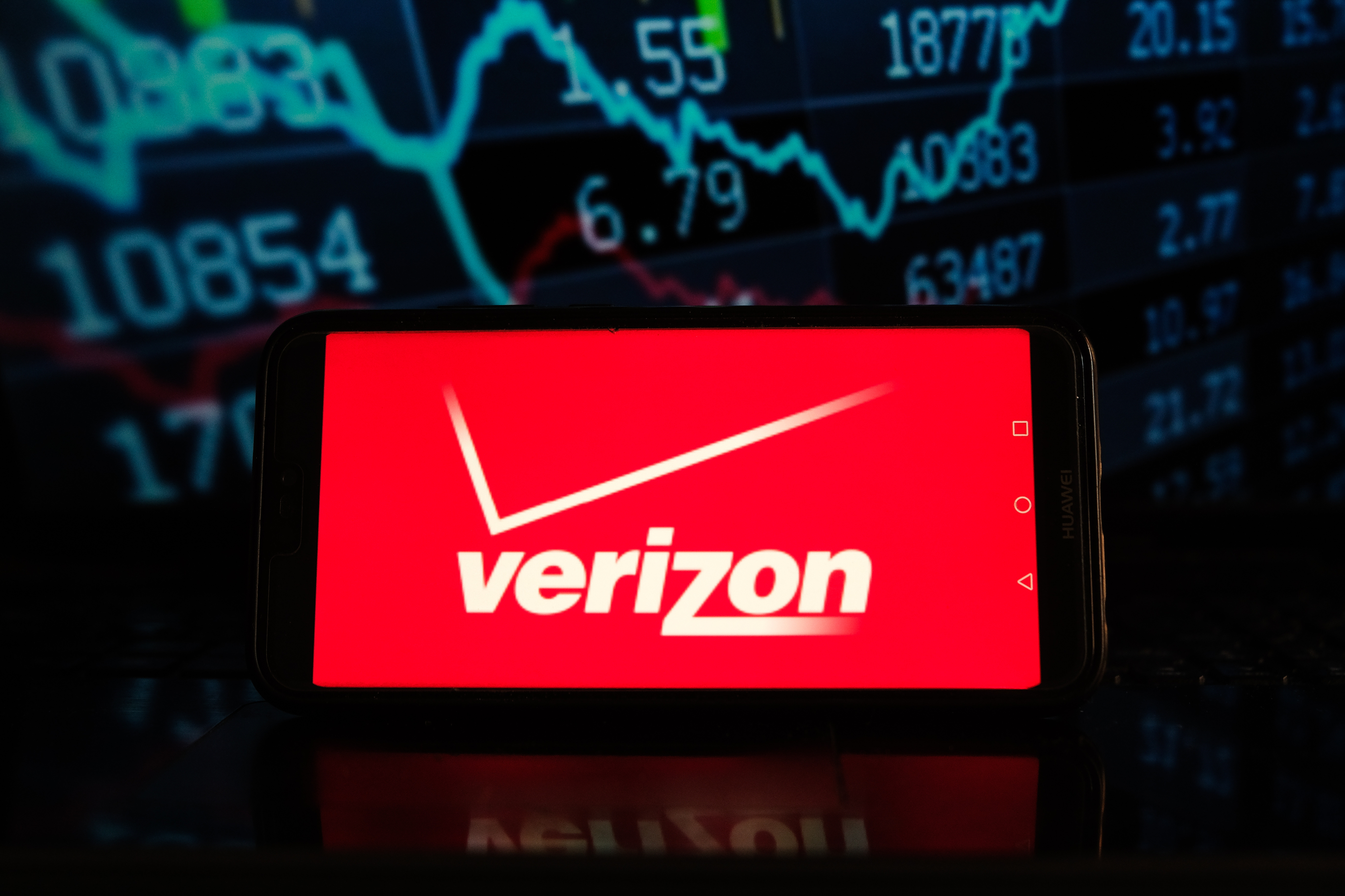 Verizon is exploring a sale of Yahoo and AOL.