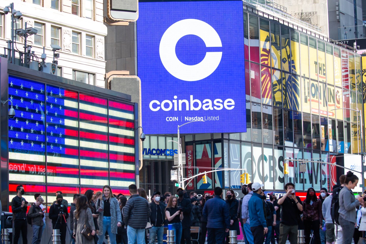 Coinbase shares are popping again