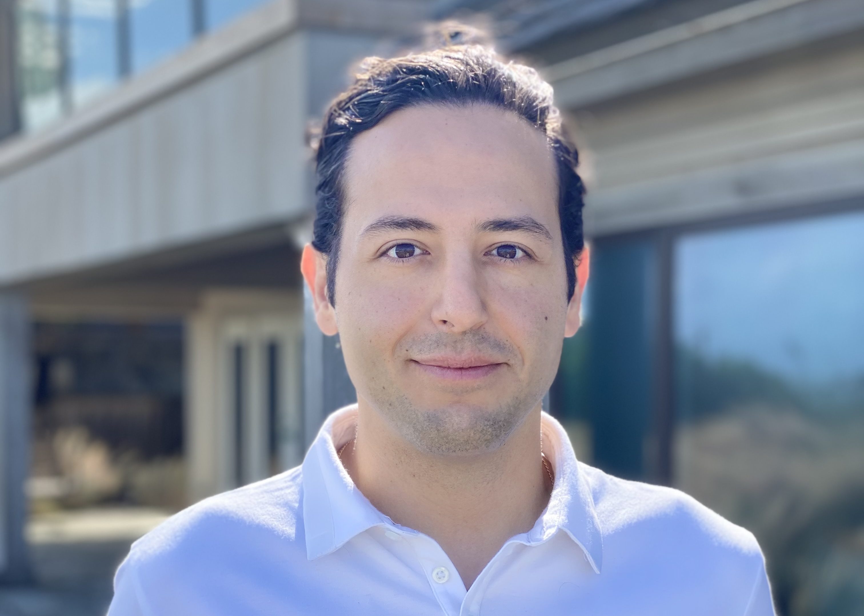 Curated CEO Eduardo Vivas.