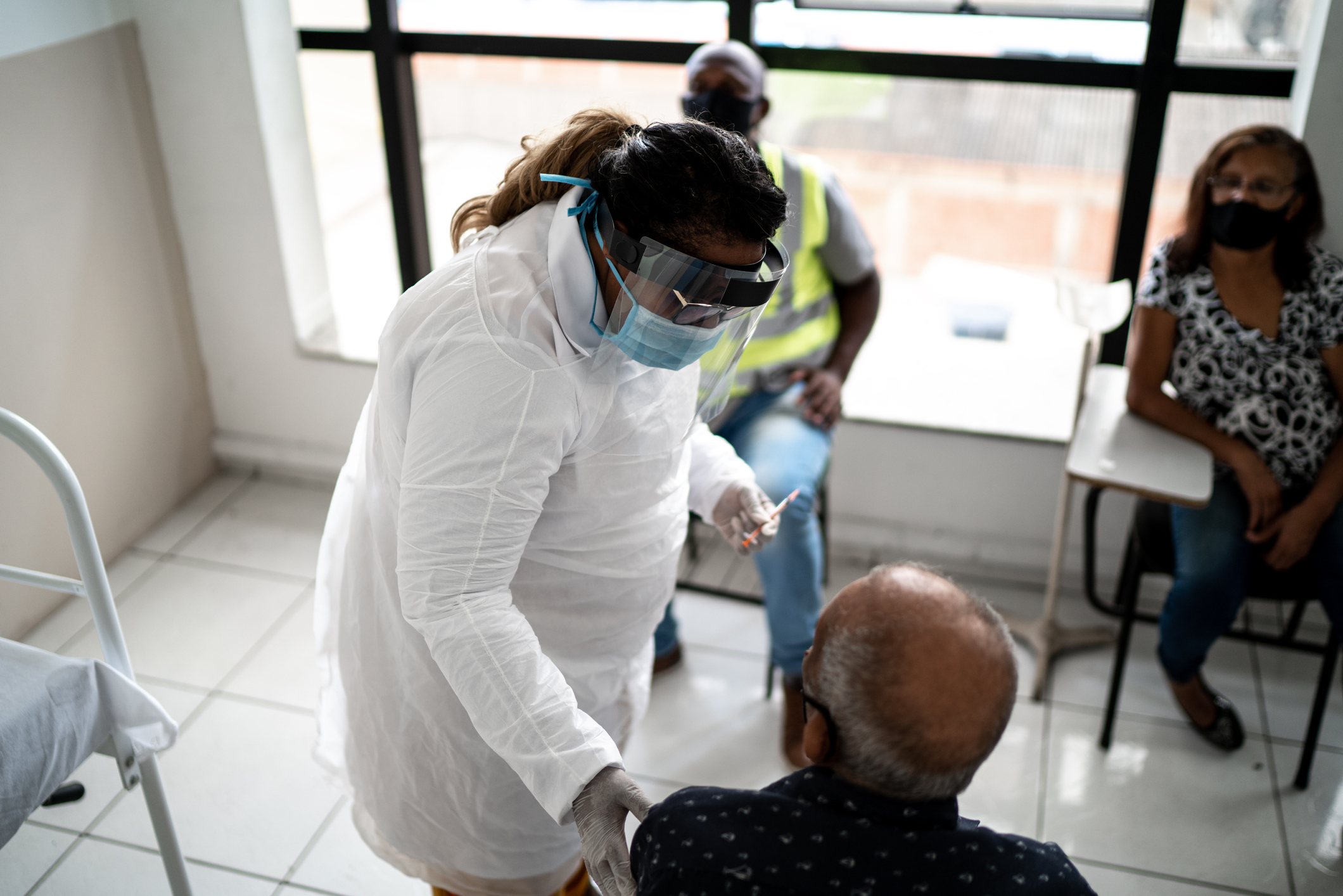 Employers COVID vaccine incentives EEOC