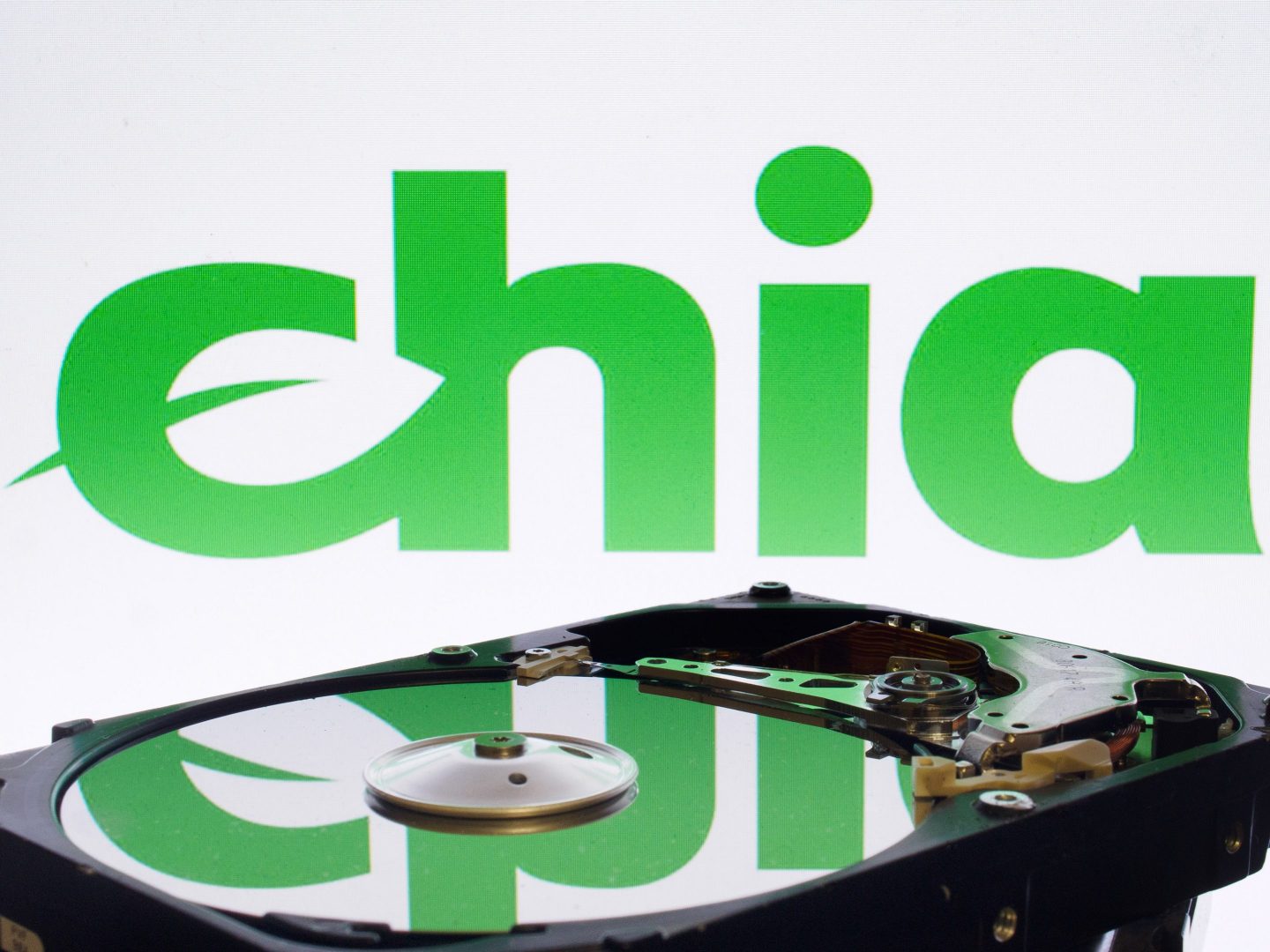 A new cryptocurrency claims to be an eco-friendly Bitcoin alternative. Is chia worth a look?