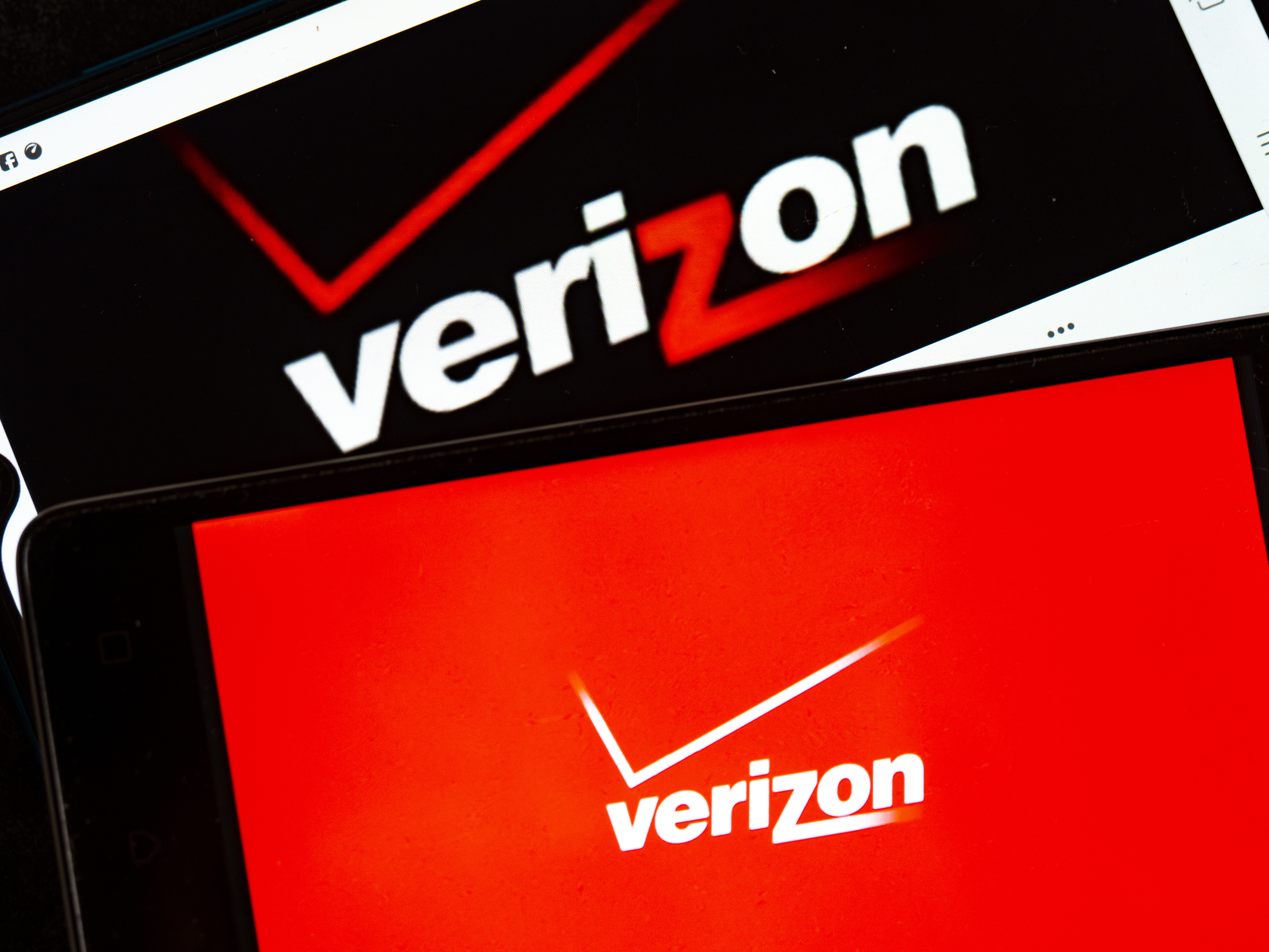 Verizon is offering a big phone trade-in promotion.
