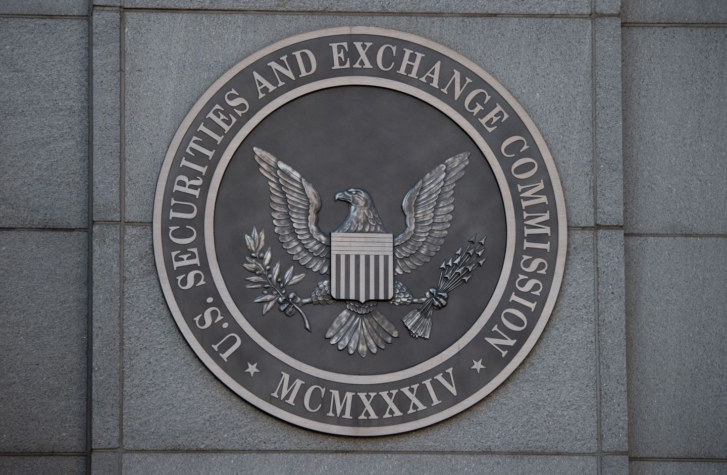 SEC sues three for insider trading linked to Long Blockchain