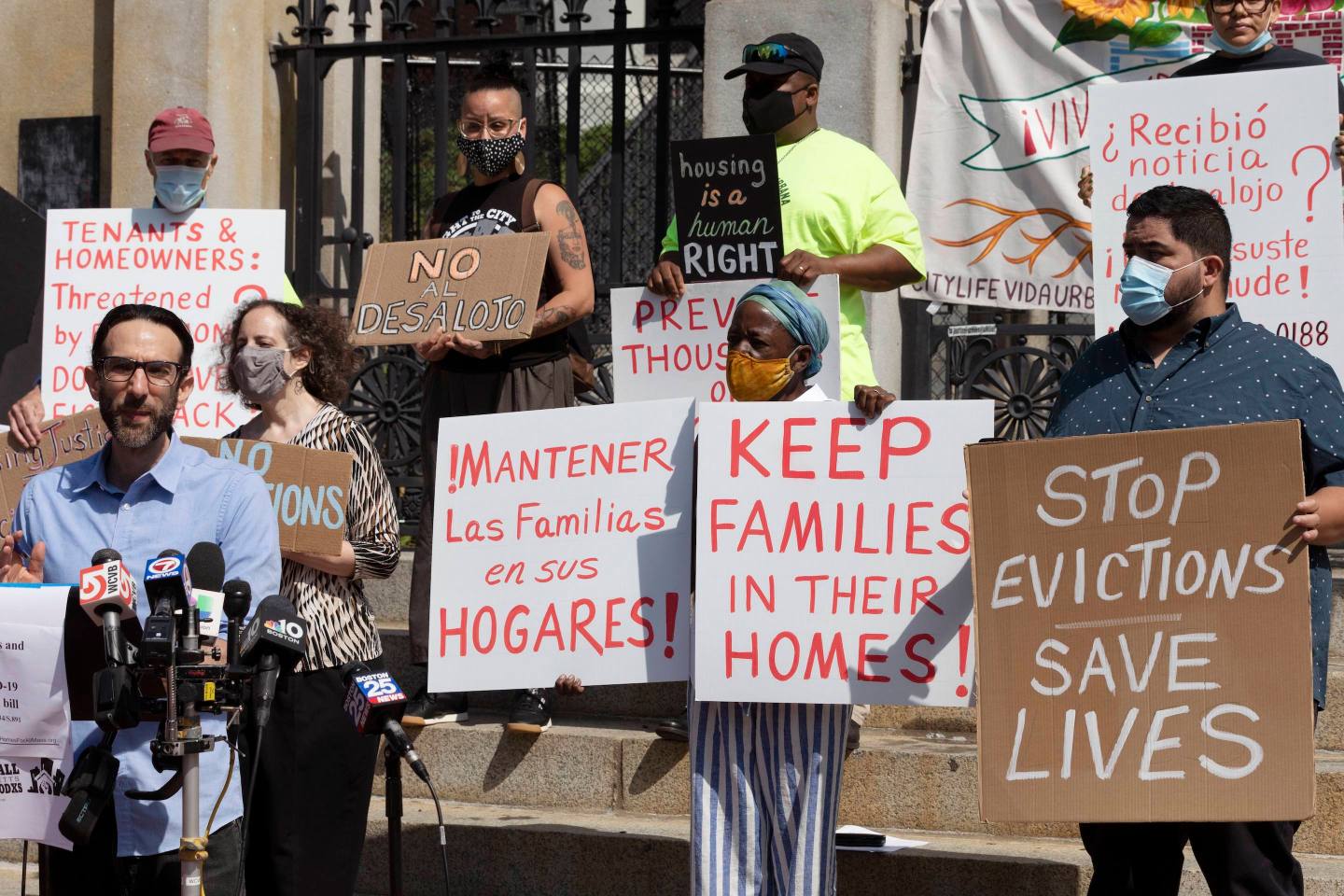 As the moratorium ends, millions of Americans face eviction
