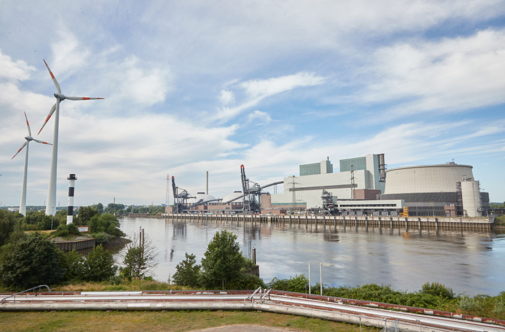 A coal plant in Hamburg, Germany, will be decommissioned and converted into a green hydrogen plant.