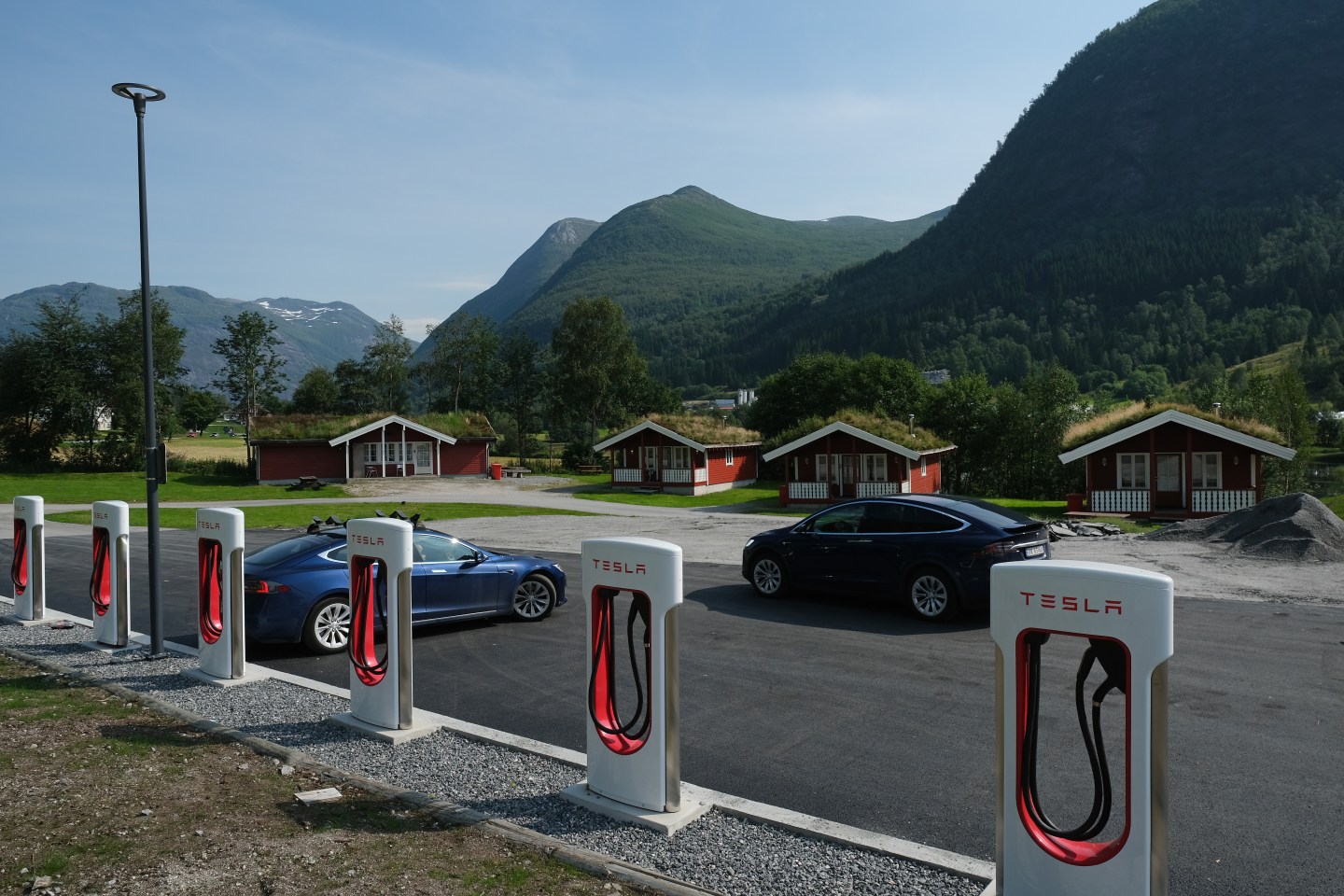 EV sales are booming just about everywhere—except in the U.S.