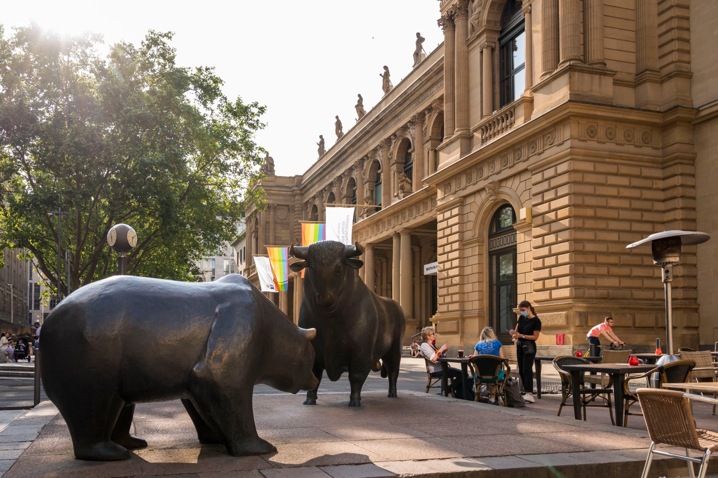 Party like it’s 1999—investors send these stocks into record territory