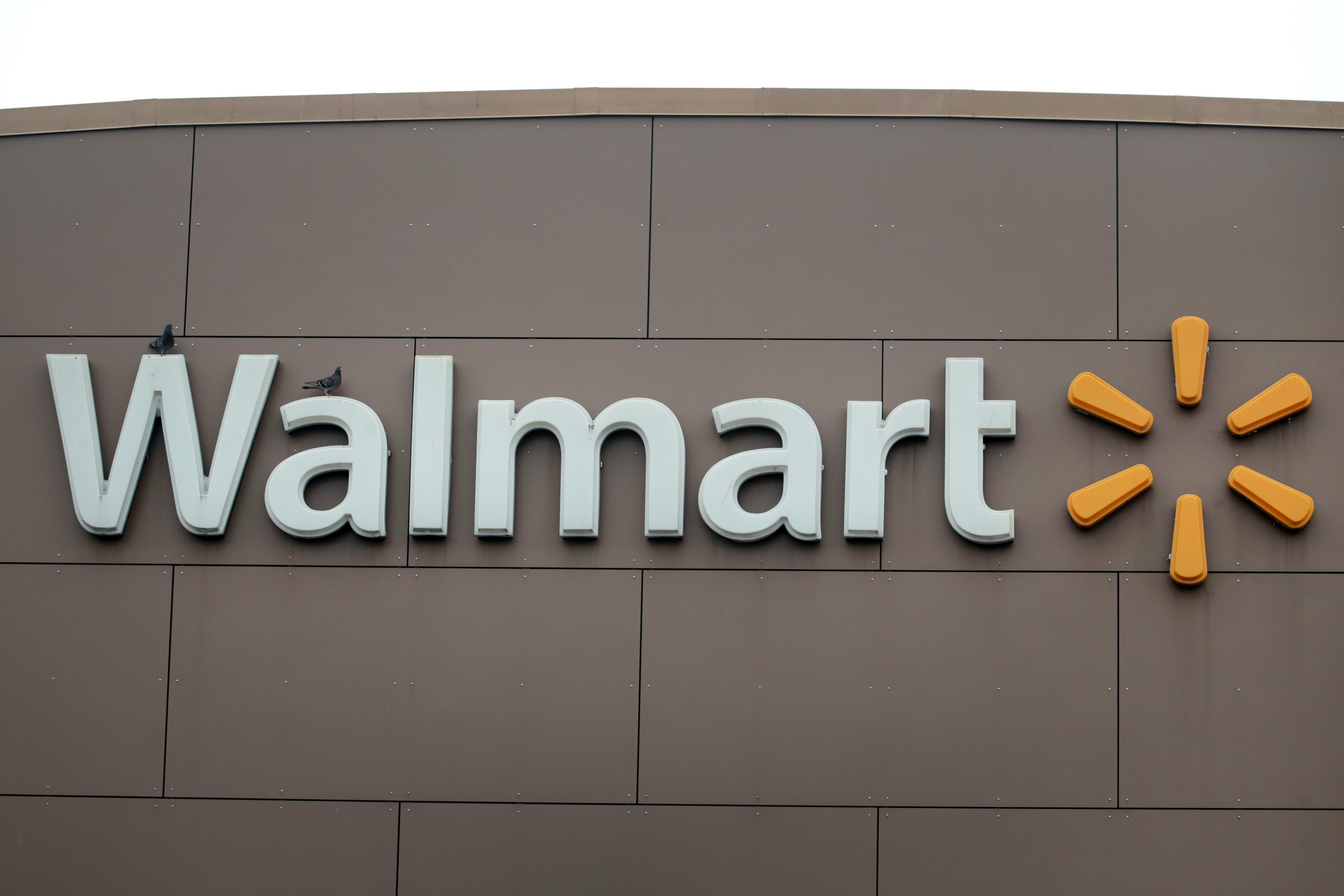 Walmart is investing in autonomous grocery delivery.