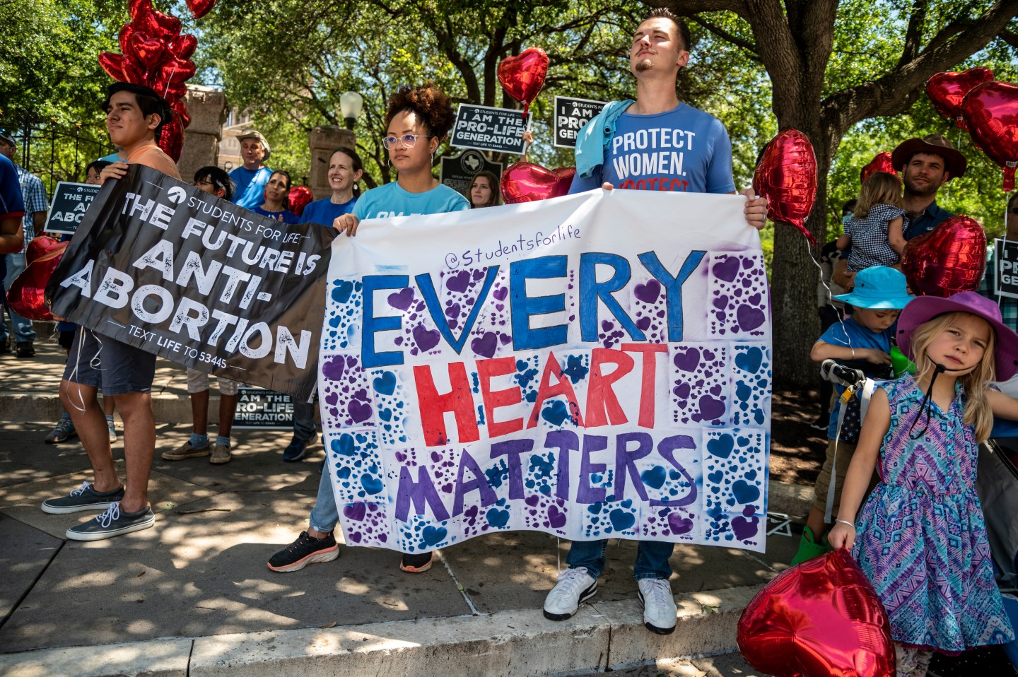 Supreme Court silent on appeal as Texas 6-week abortion ban goes into effect
