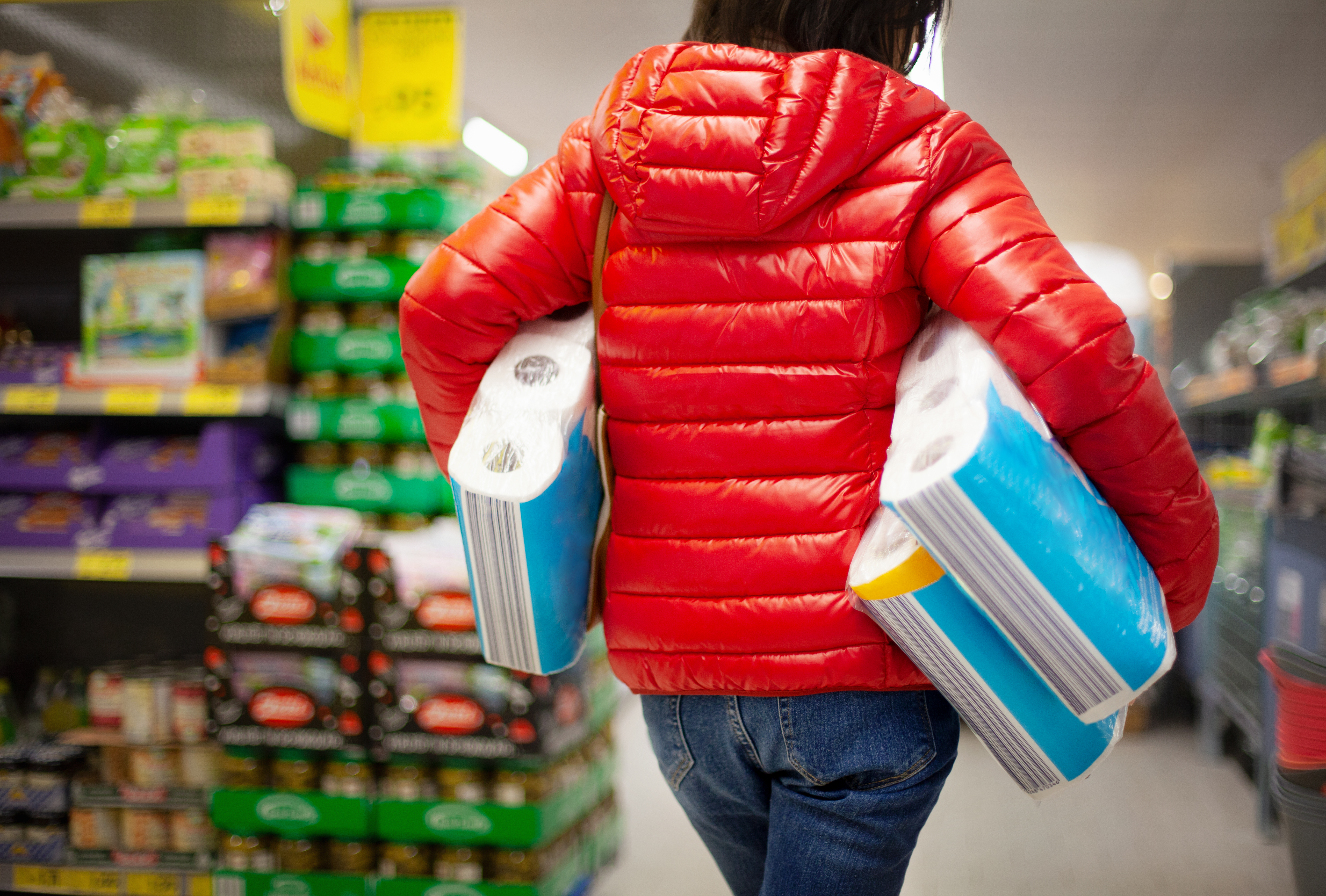 Customer hoarding paper towels during the coronavirus crisis in Germany.