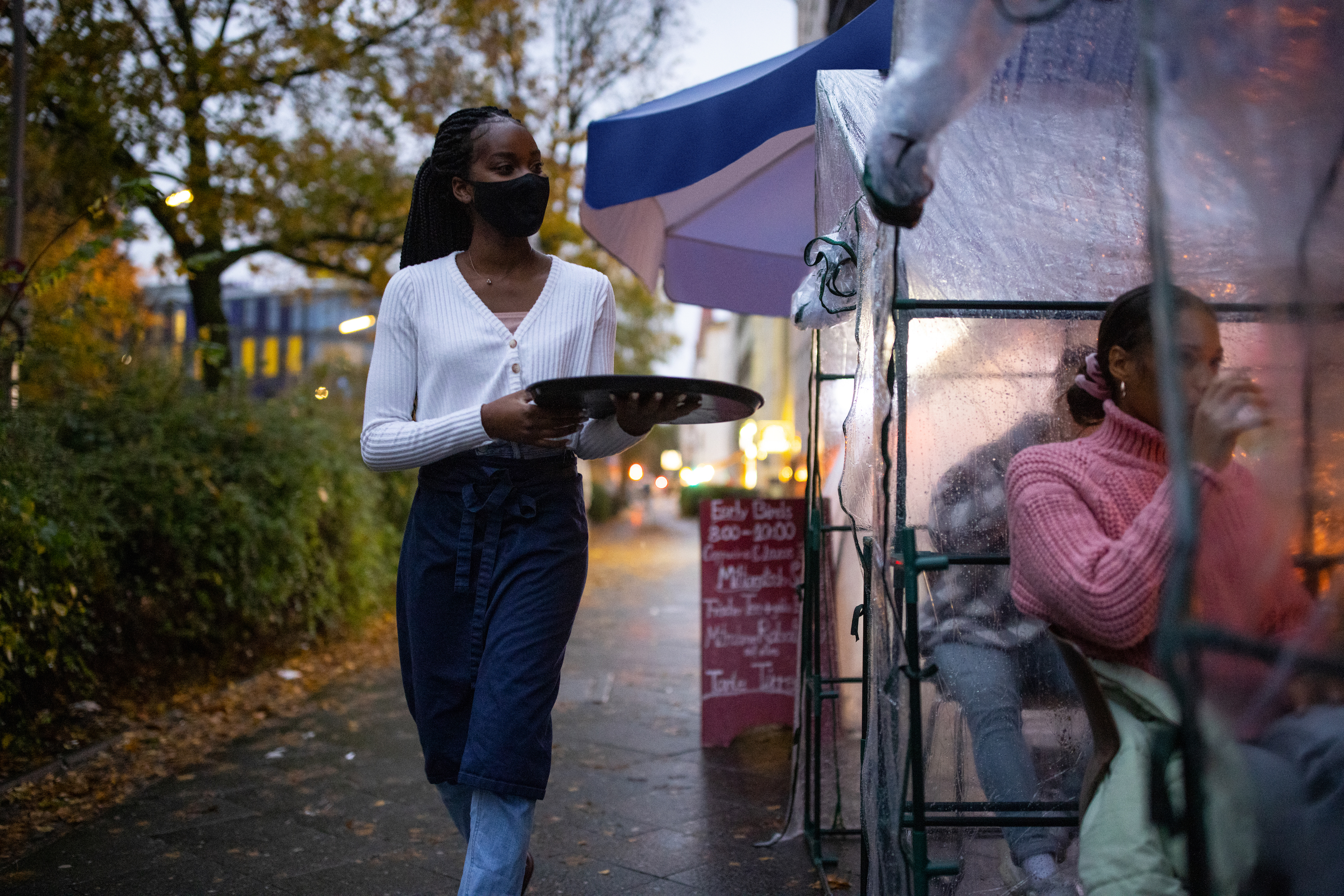 Retail and food service workers who know their schedules at least 14 days in advance report more financial security, plus better sleep and overall well being, according to a recent study.