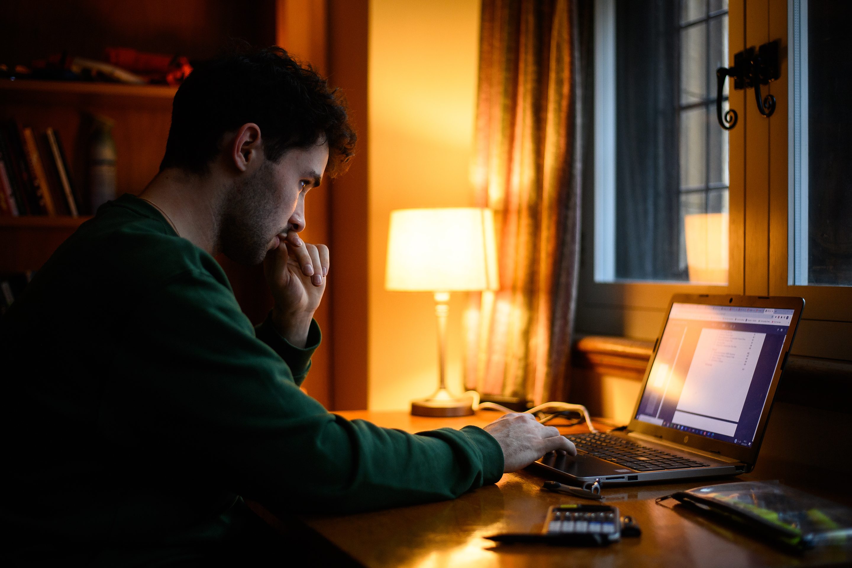 The average starting salary for college graduates is $55,000, but current college students think they’ll earn nearly double that amount from their first job out of school.