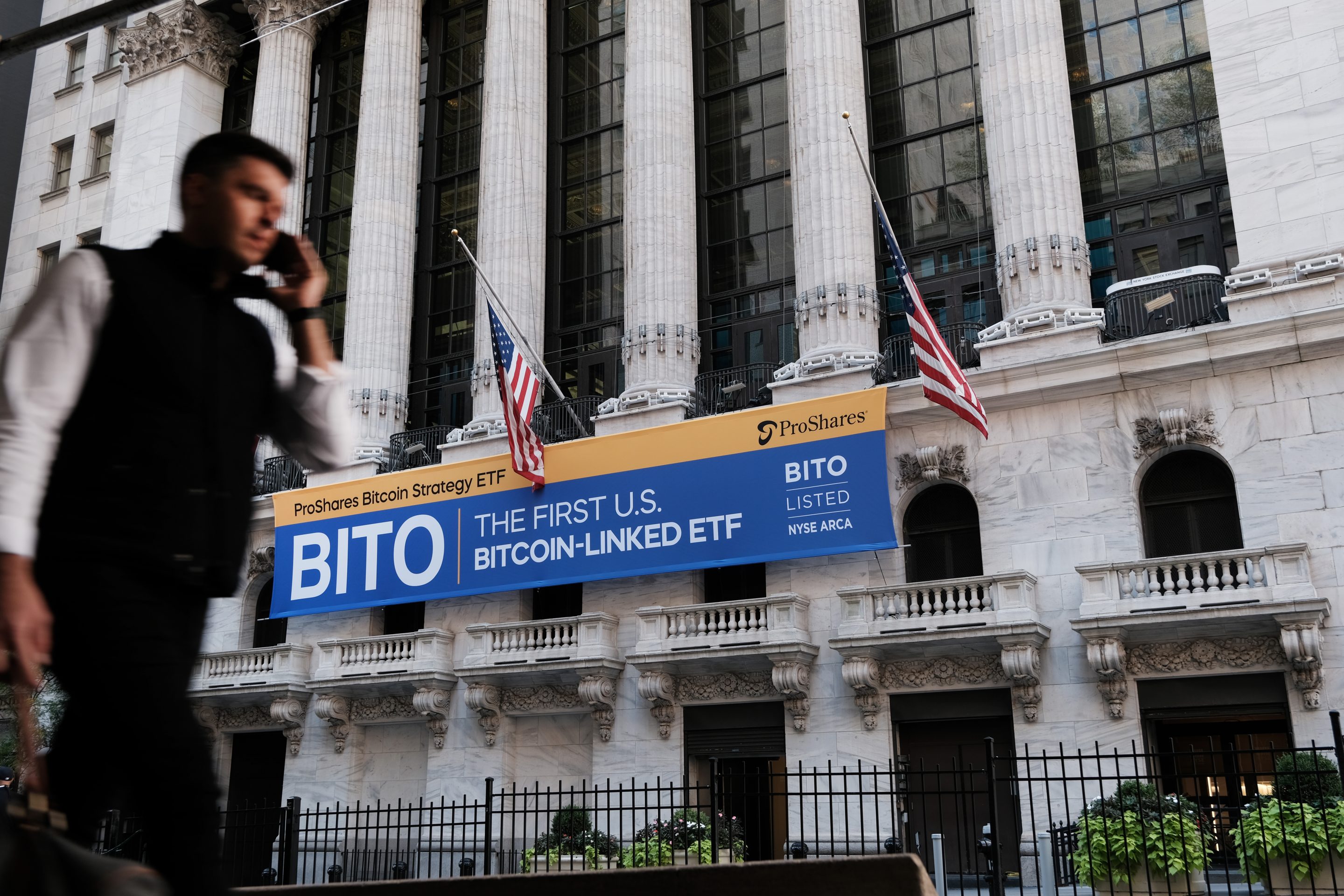 BITO banner on NYSE