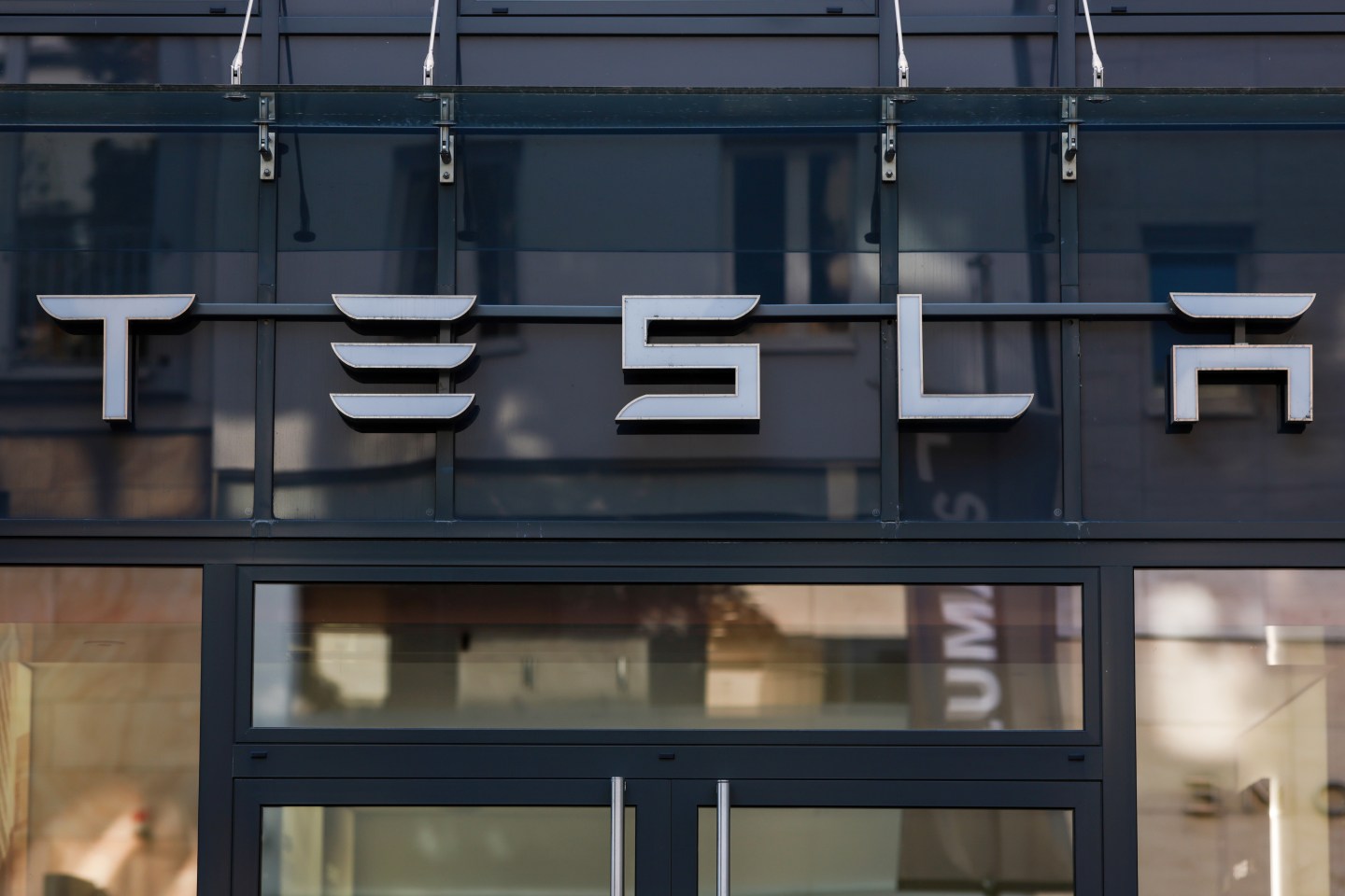 The 7 Elon Musk tweets that have sent Tesla shares on a rollercoaster ride