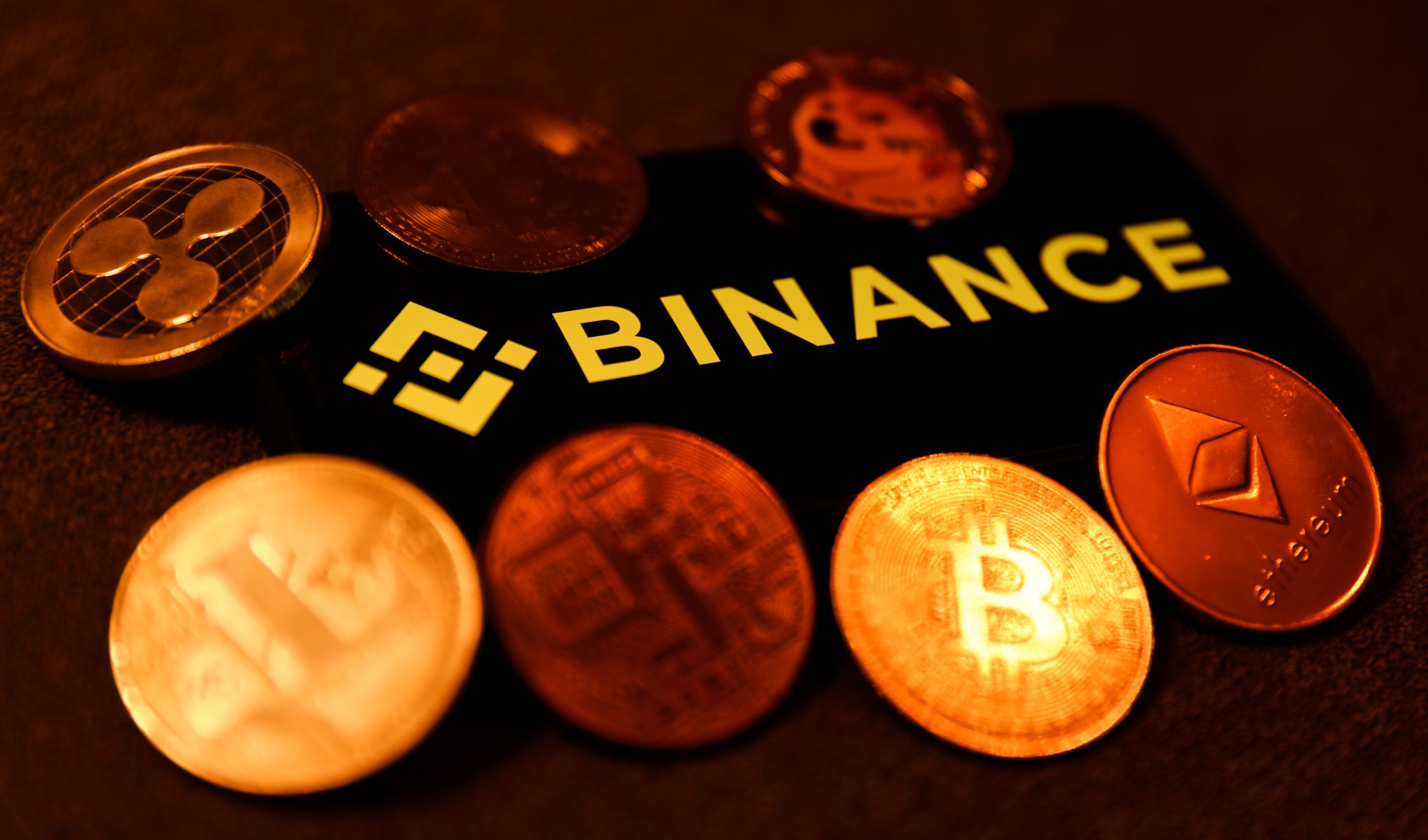 Binance will withdraw its application to run a crypto exchange in Singapore, and its Binance.sg platform will close by next February.