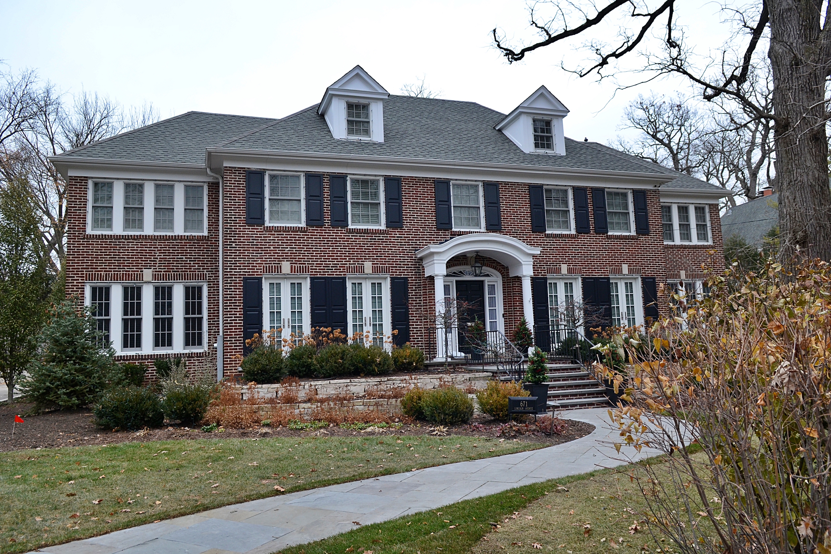 Airbnb is offering a one-night-only rental of the iconic "Home Alone" house in Winnetka, Ill.