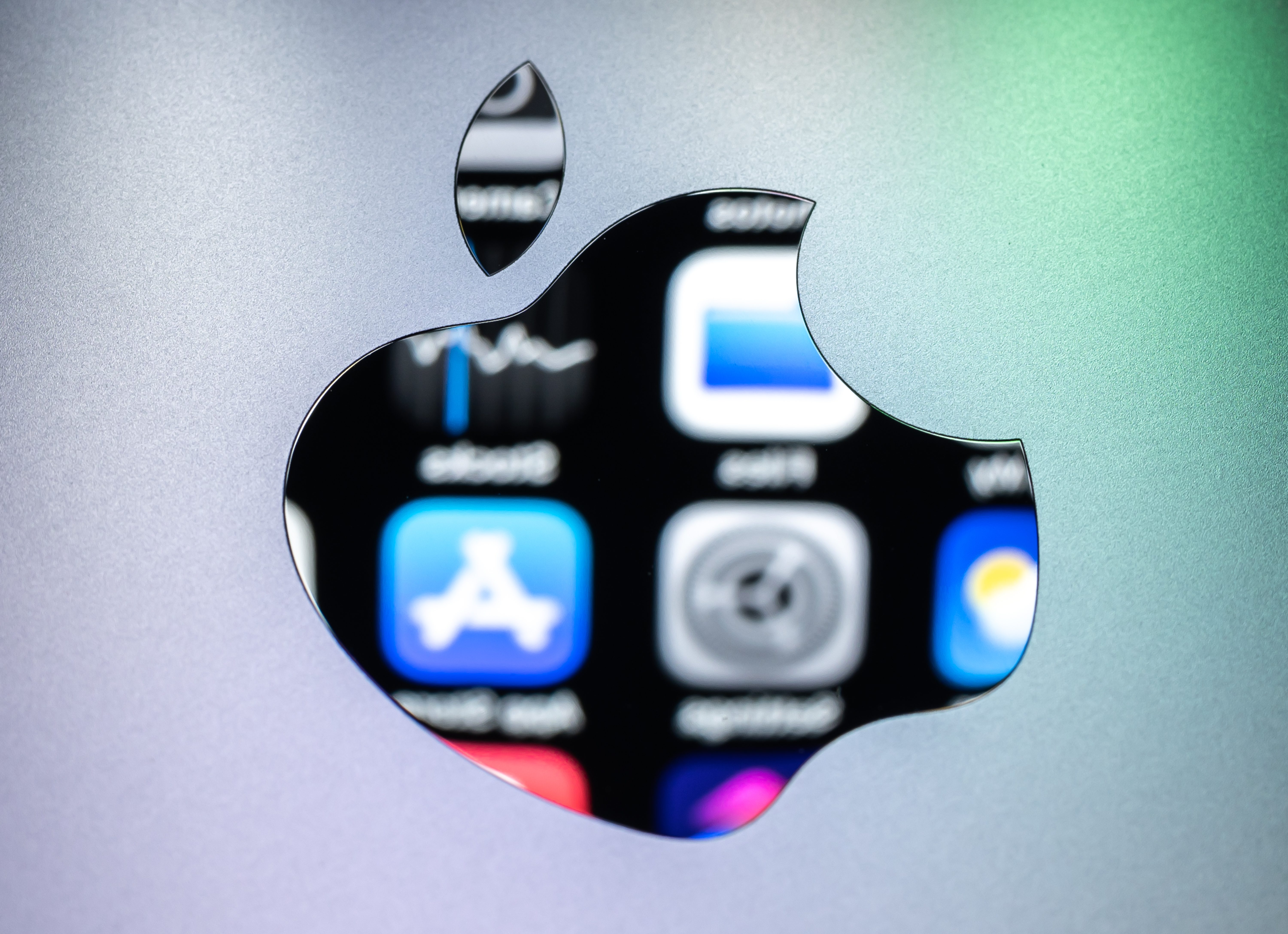 Apple’s stock has soared to a new milestone.