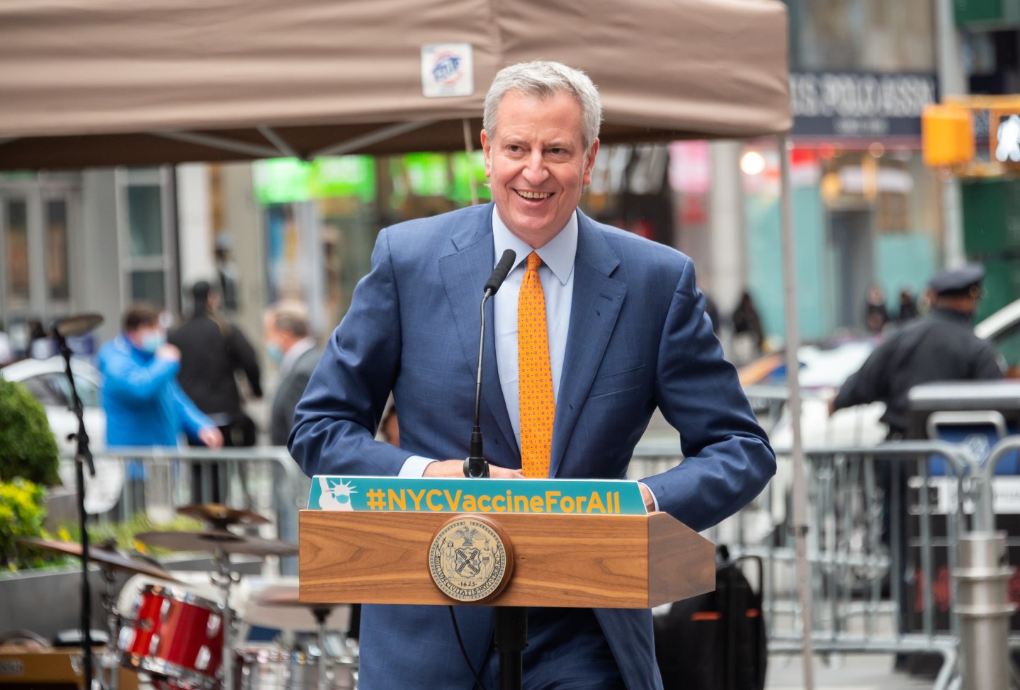 NYC becomes first U.S. city to issue vaccine mandate for all private employers, nixes testing exemption