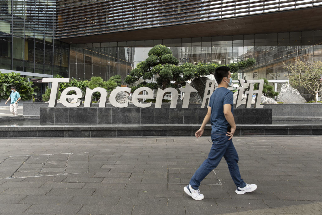 Tencent Video streamed a censored version of Fight Club where the authorities win.
