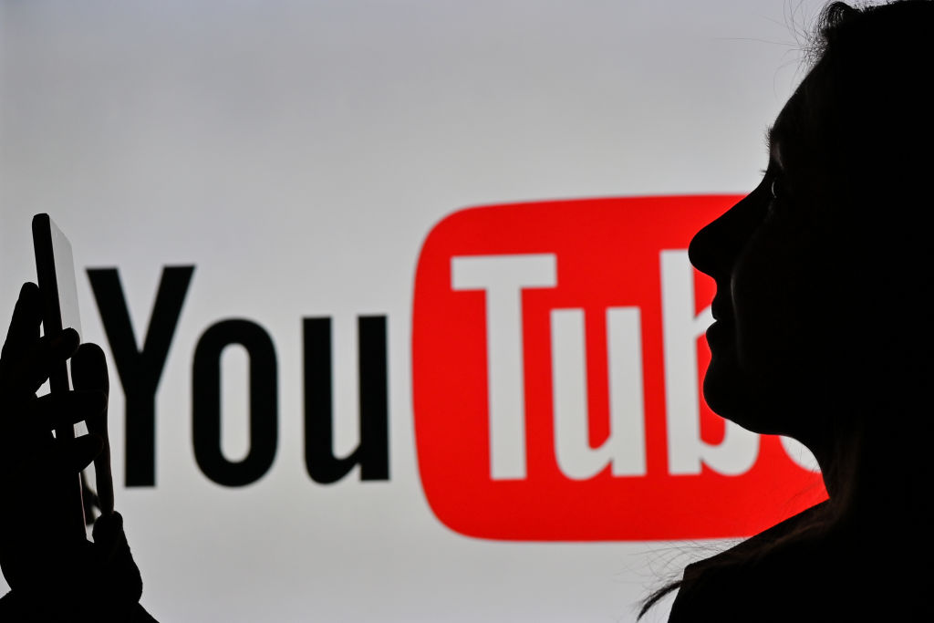YouTube.