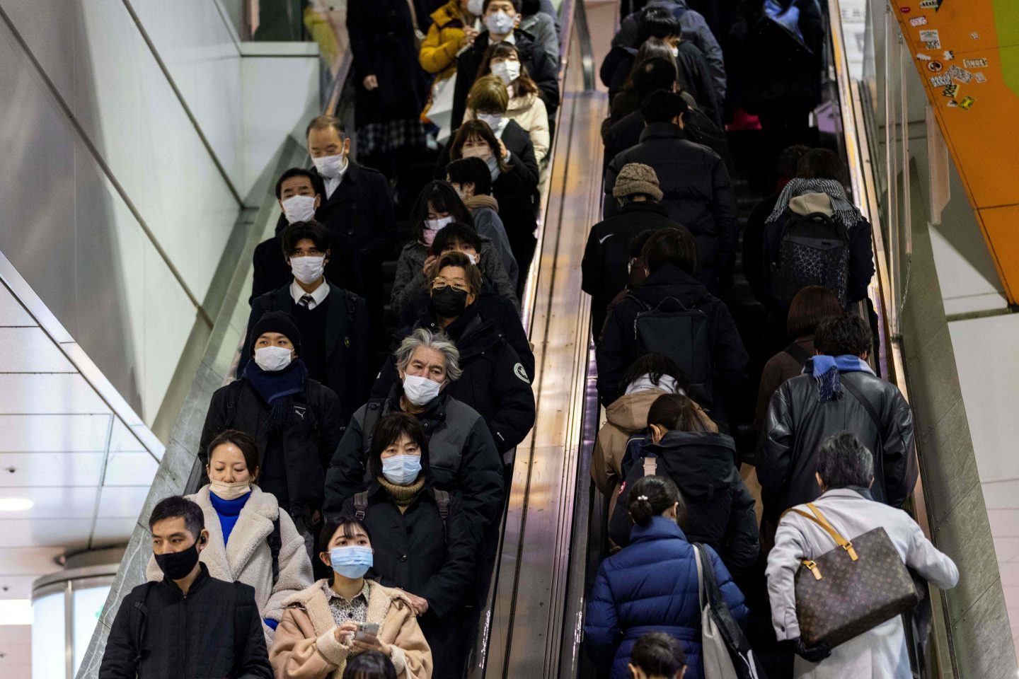 Some of Japan’s leading politicians want to start treating COVID more like the flu. The government’s not quite sure yet