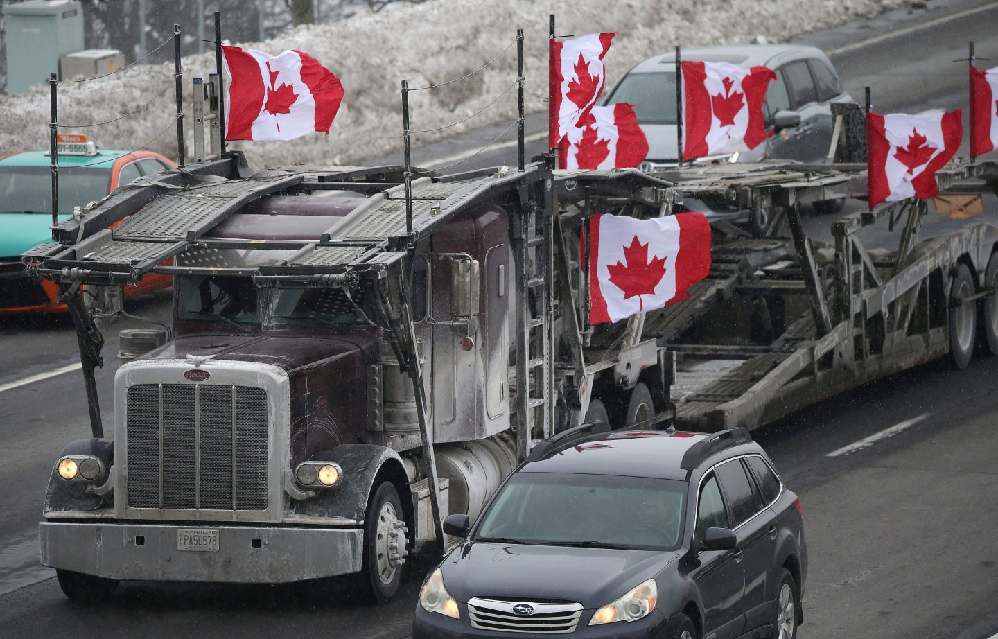 Elon Musk tweets support for the ‘freedom convoy’ of truckers protesting Canada’s vaccine mandates